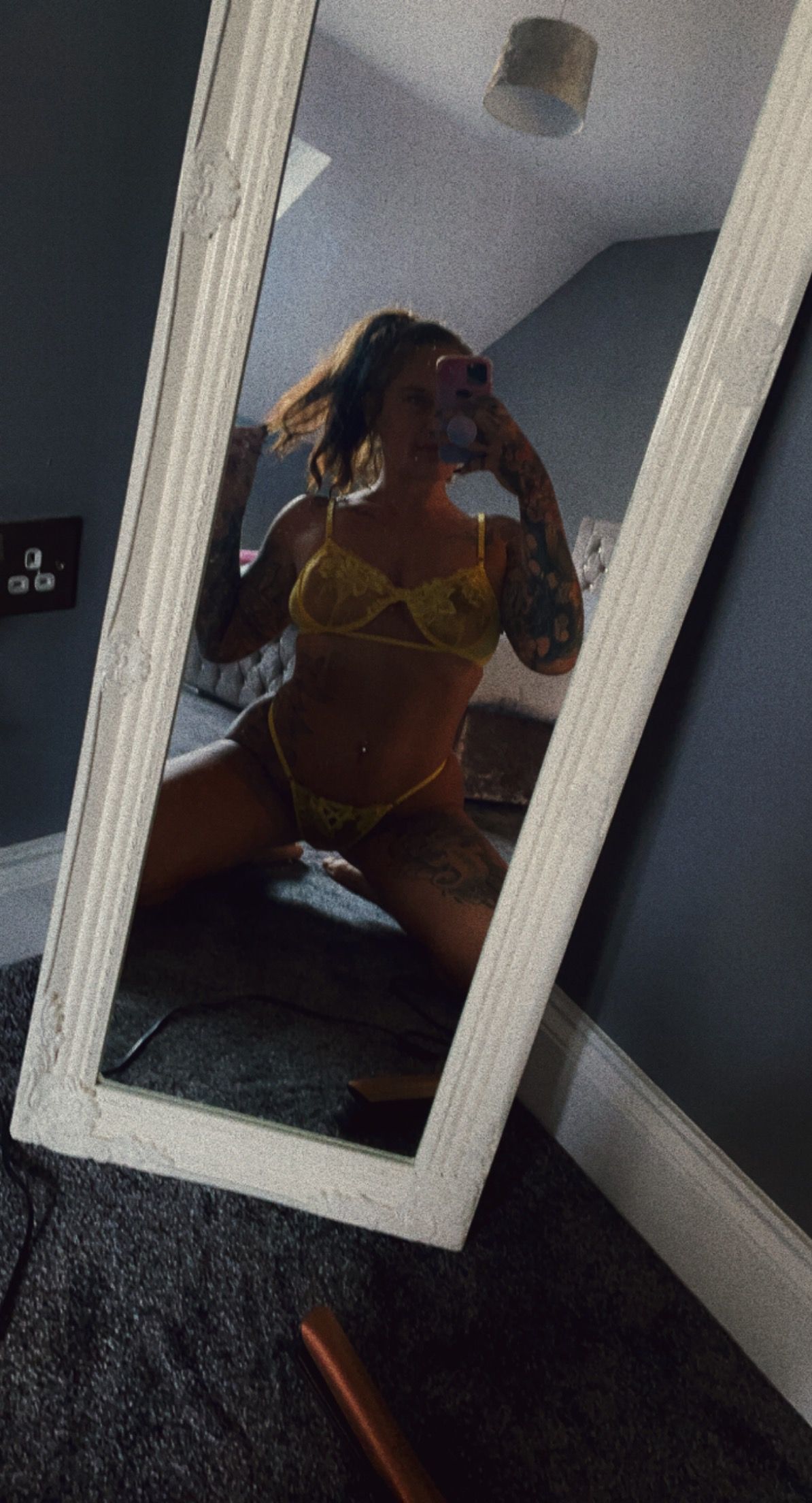 https://cdn.adultwork.com/gallery/G12/8961128.jpg