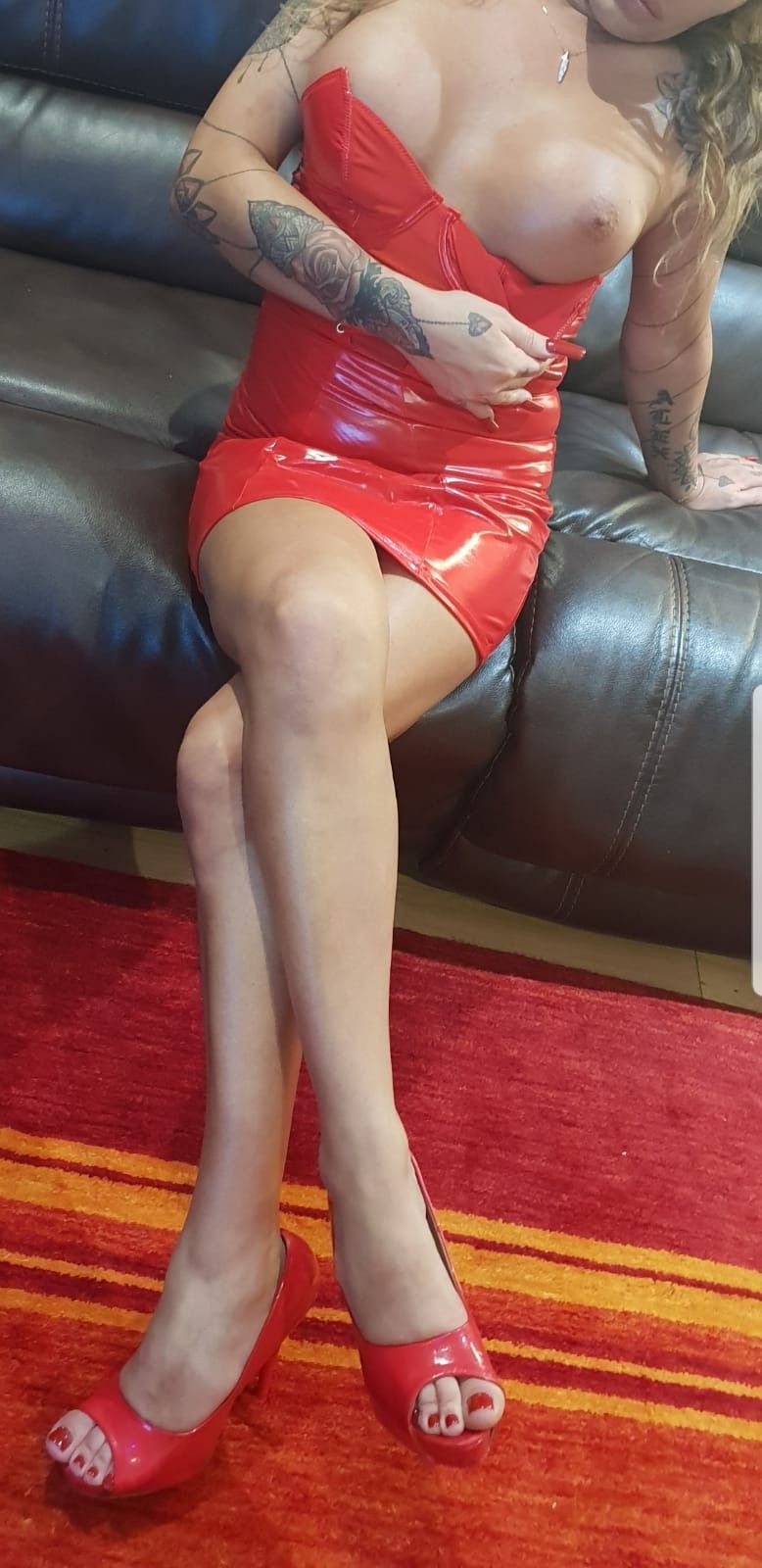 https://cdn.adultwork.com/gallery/G12/8962751.jpg