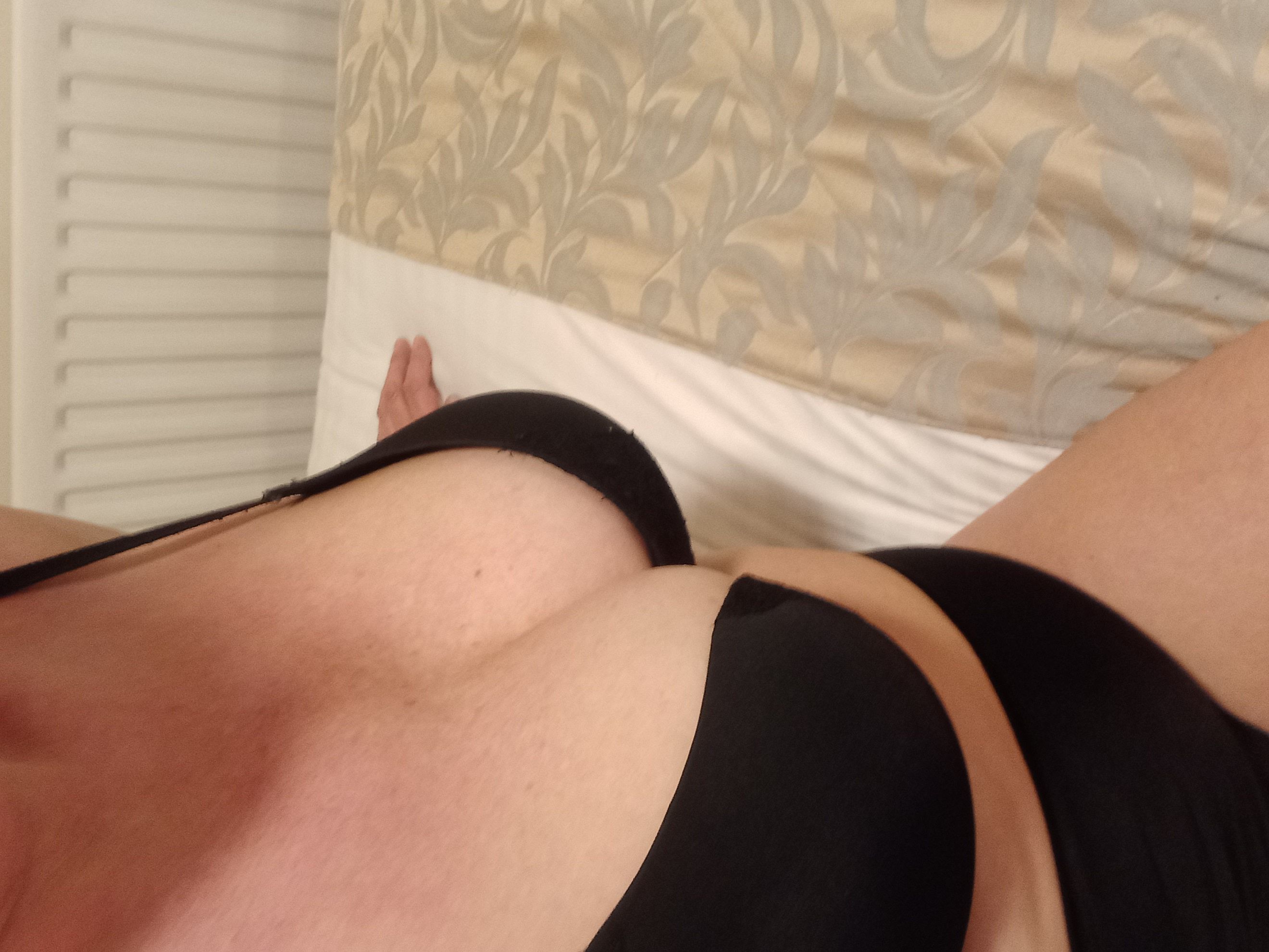 https://cdn.adultwork.com/gallery/G12/8962893.jpg