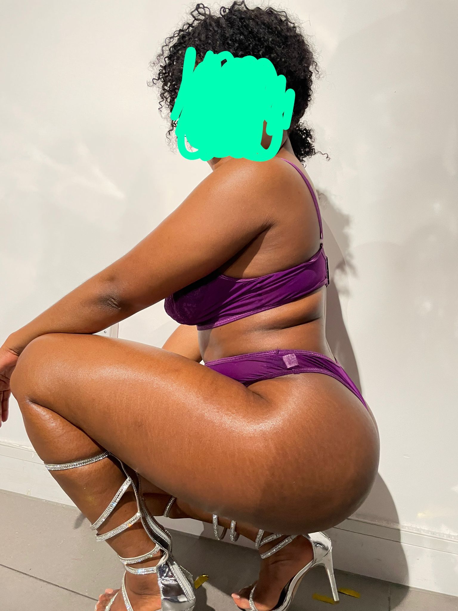 https://cdn.adultwork.com/gallery/G12/8974401.jpg