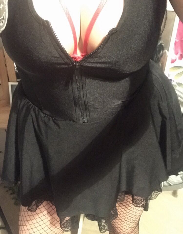 https://cdn.adultwork.com/gallery/G12/8976513.jpg