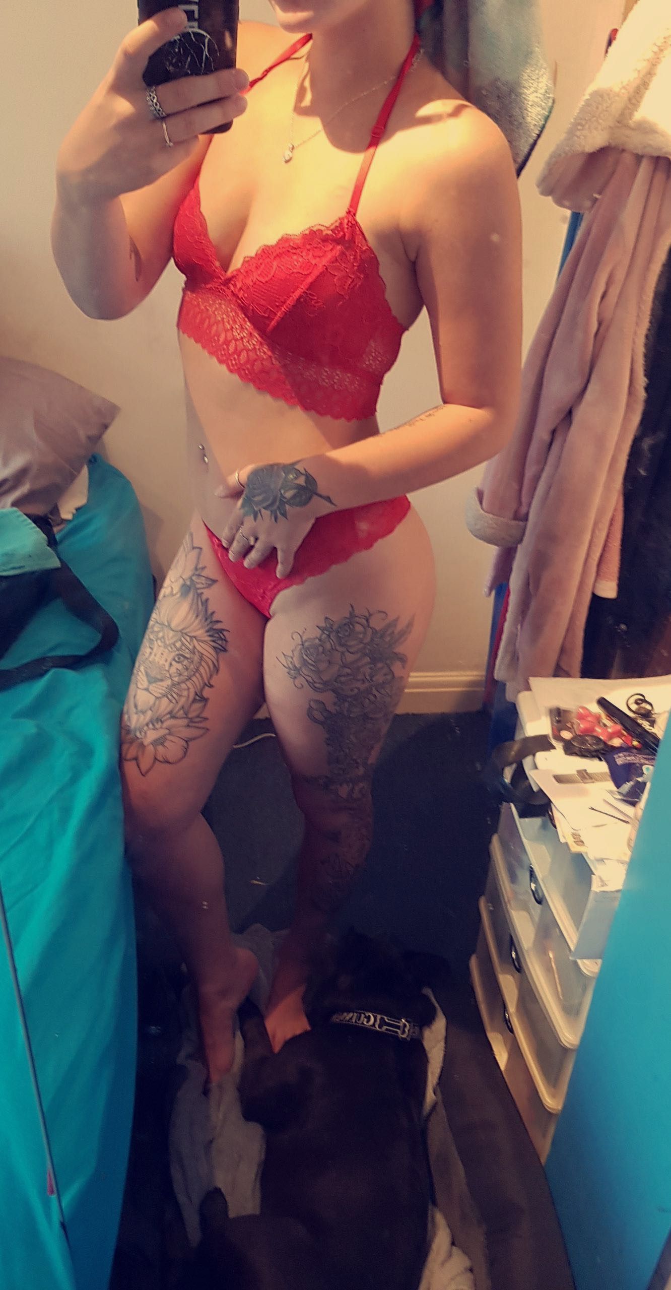 https://cdn.adultwork.com/gallery/G12/8976975.jpg