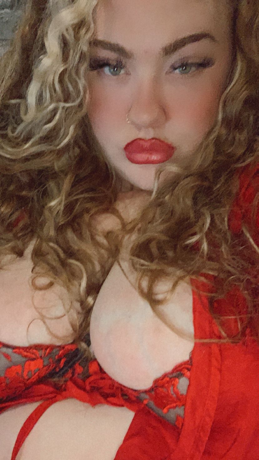 https://cdn.adultwork.com/gallery/G12/8979283.jpg