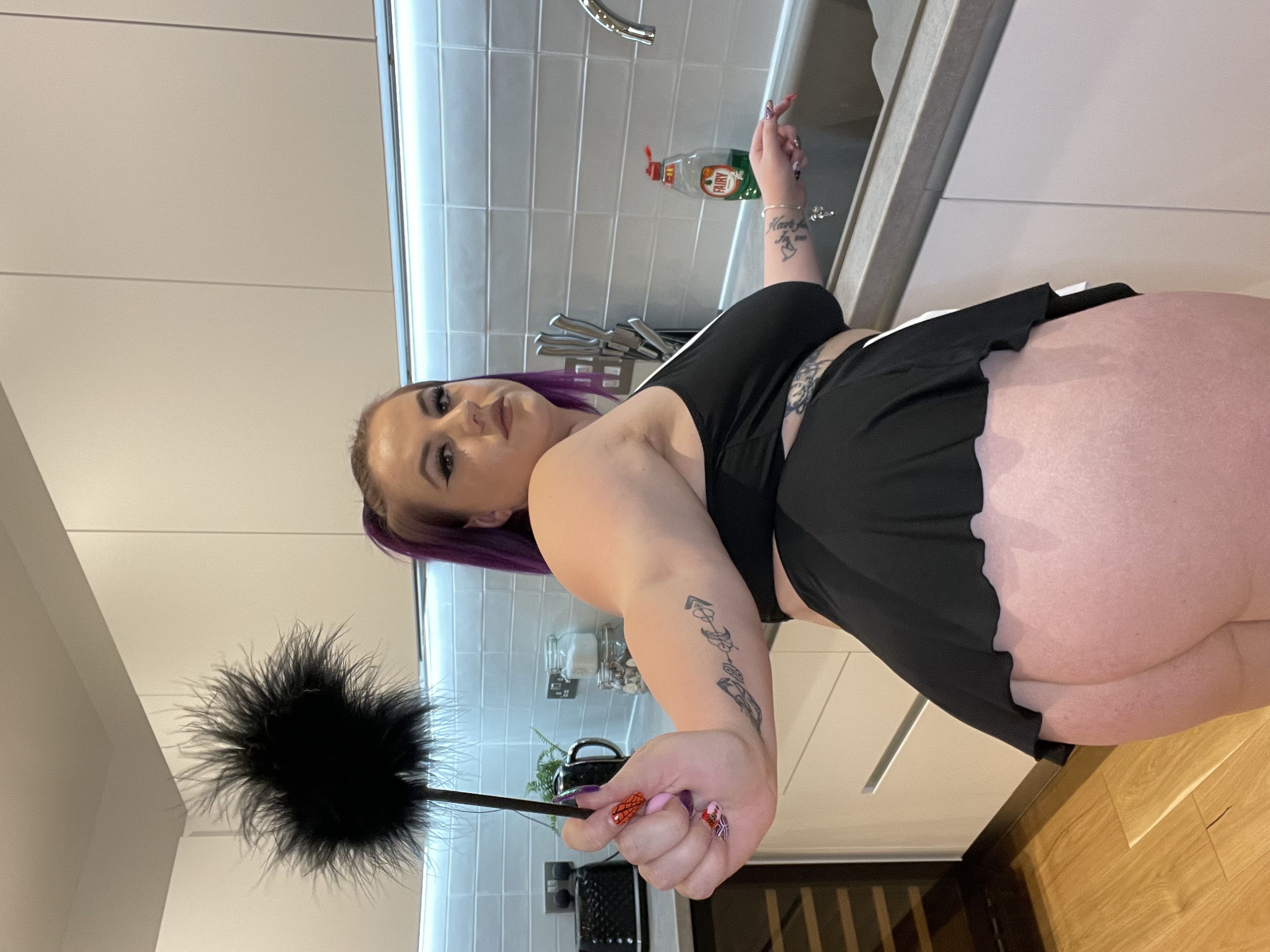 https://cdn.adultwork.com/gallery/G12/8984821.jpg