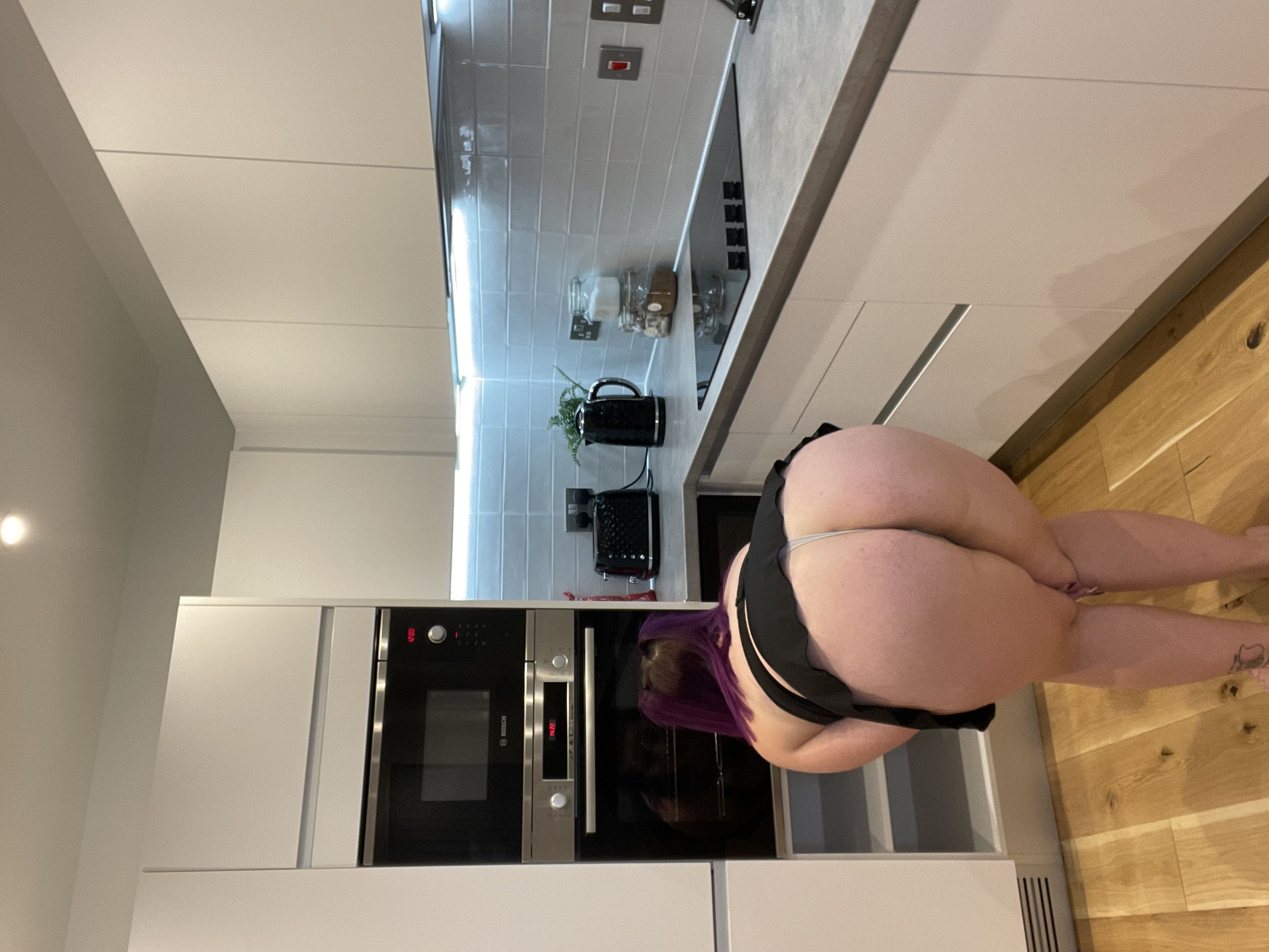 https://cdn.adultwork.com/gallery/G12/8984822.jpg