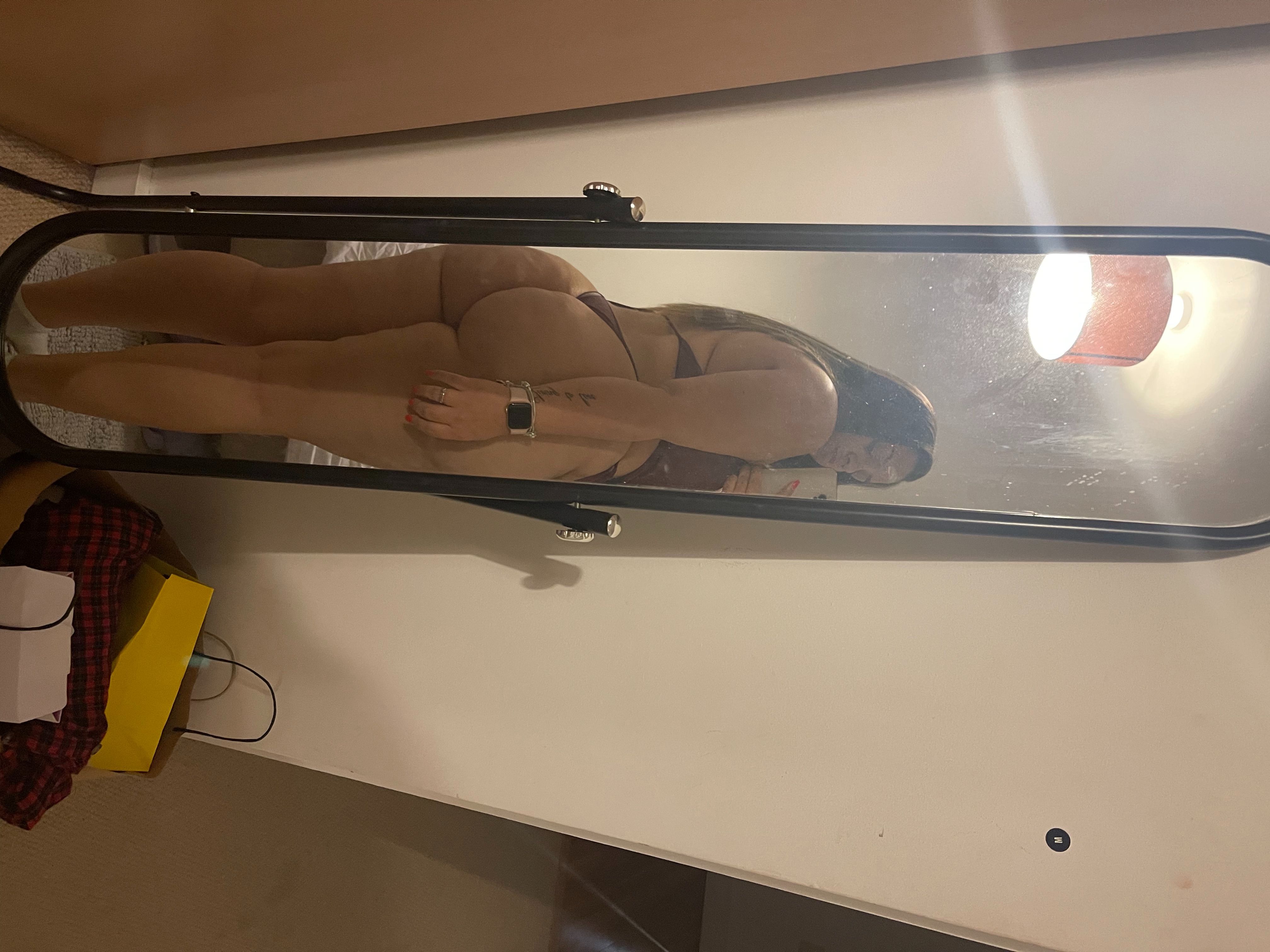 https://cdn.adultwork.com/gallery/G12/8985707.jpg