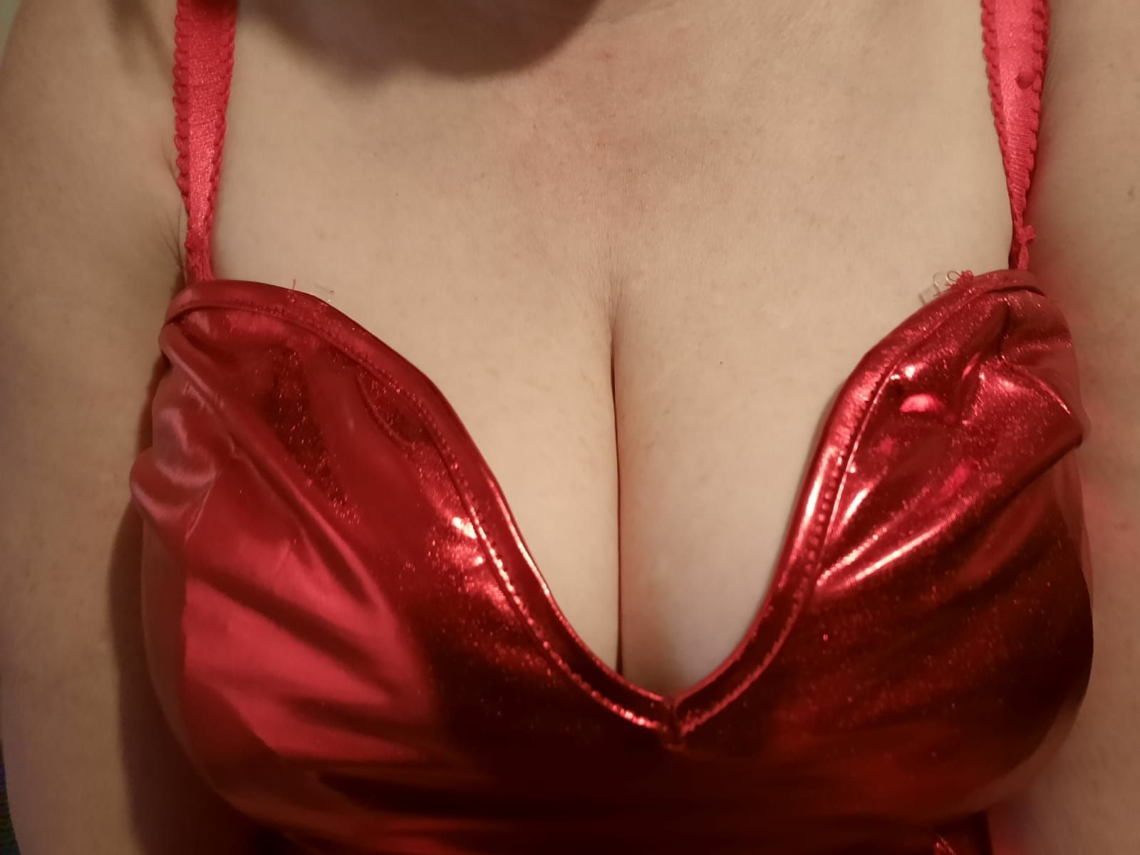 https://cdn.adultwork.com/gallery/G12/8989585.jpg