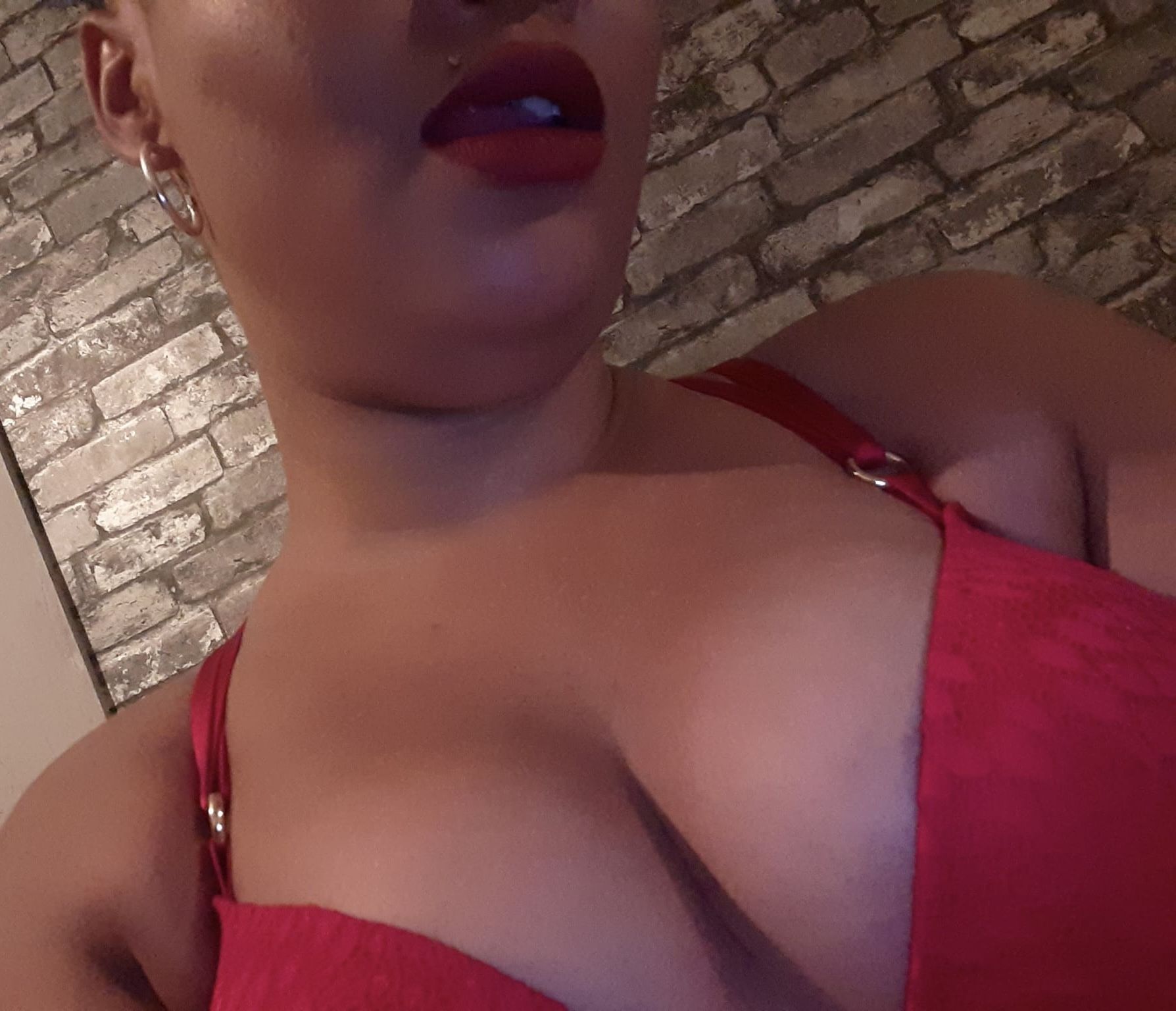 https://cdn.adultwork.com/gallery/G12/8992086.jpg