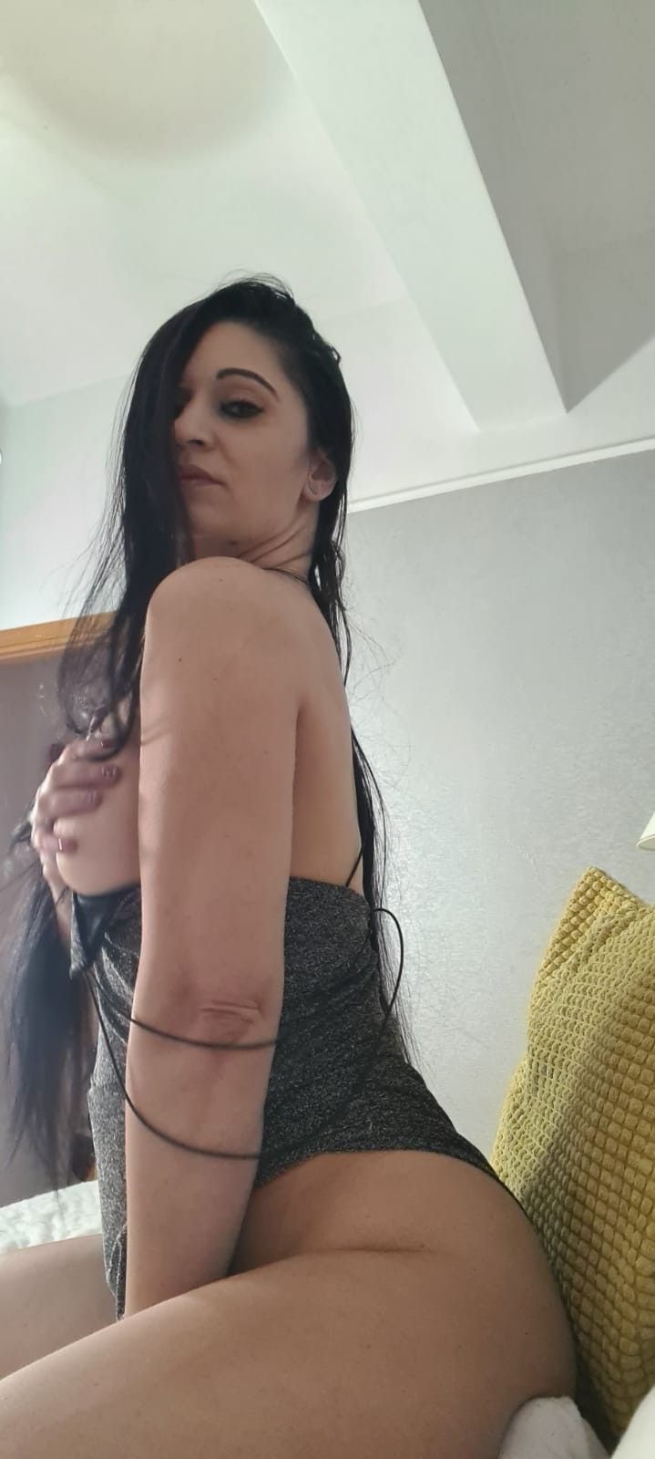 https://cdn.adultwork.com/gallery/G12/8993461.jpg