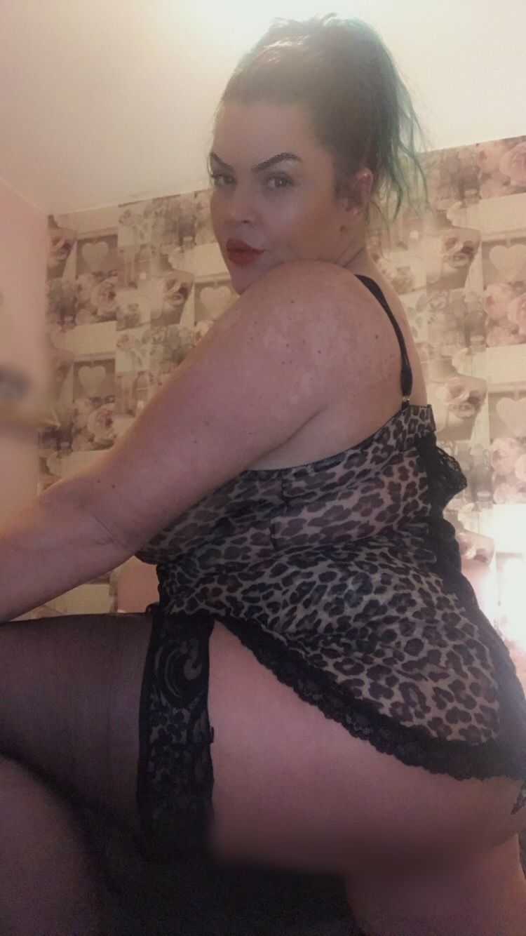 https://cdn.adultwork.com/gallery/G12/8993615.jpg