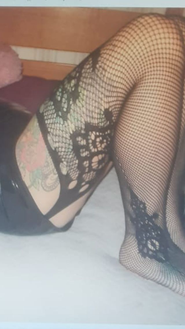 https://cdn.adultwork.com/gallery/G12/8997322.jpg