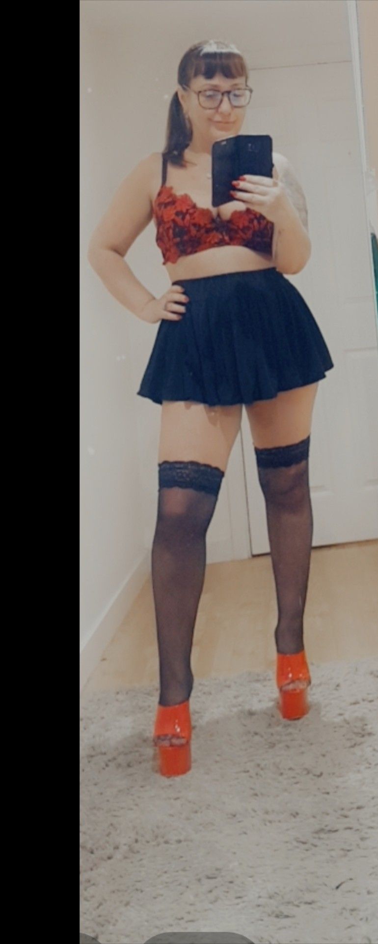 https://cdn.adultwork.com/gallery/G12/8997763.jpg