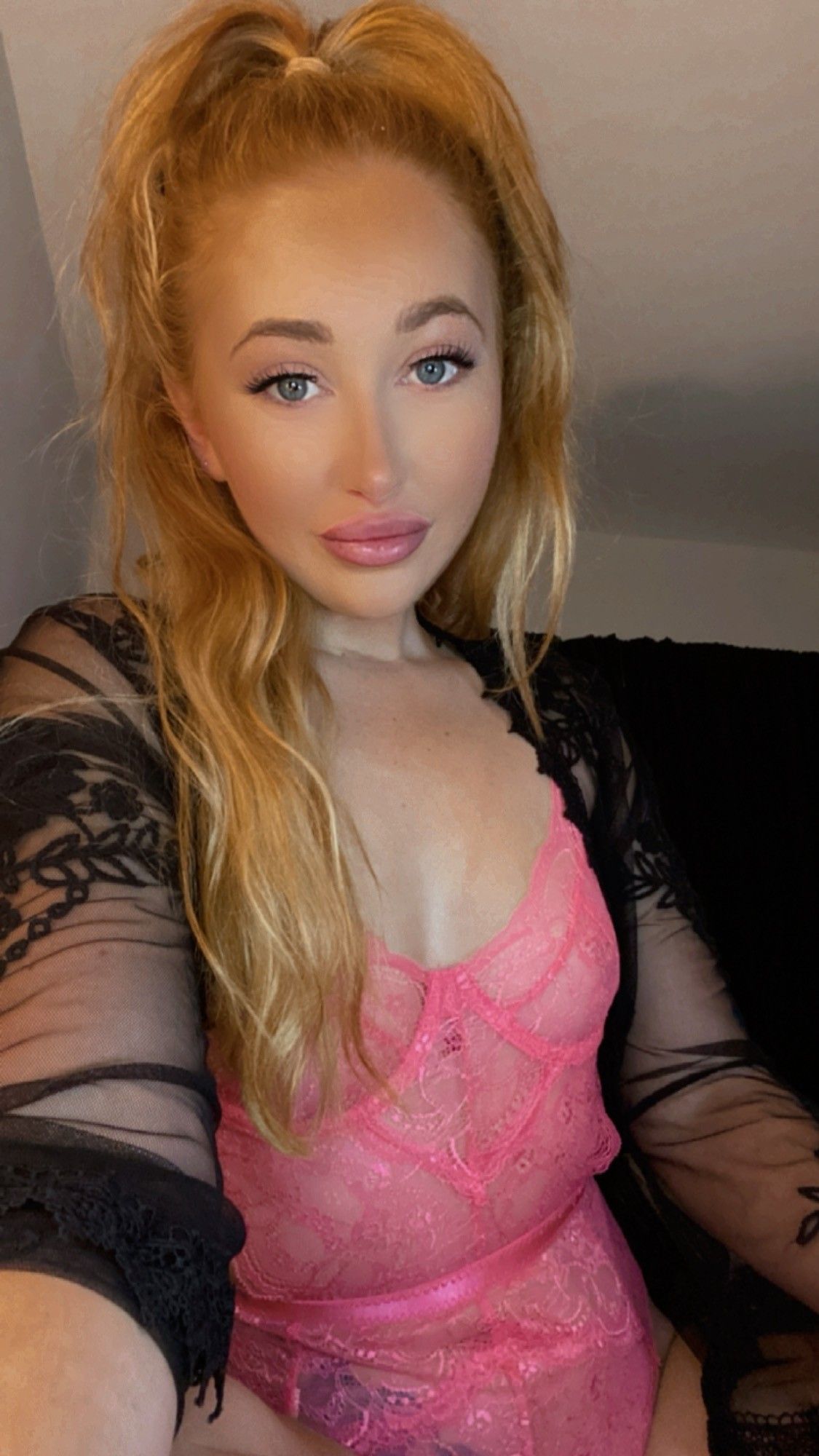 https://cdn.adultwork.com/gallery/G12/8999023.jpg