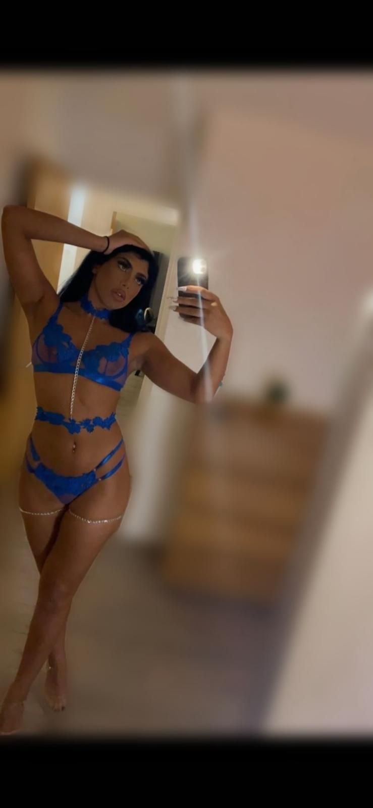 https://cdn.adultwork.com/gallery/G12/9002752.jpg