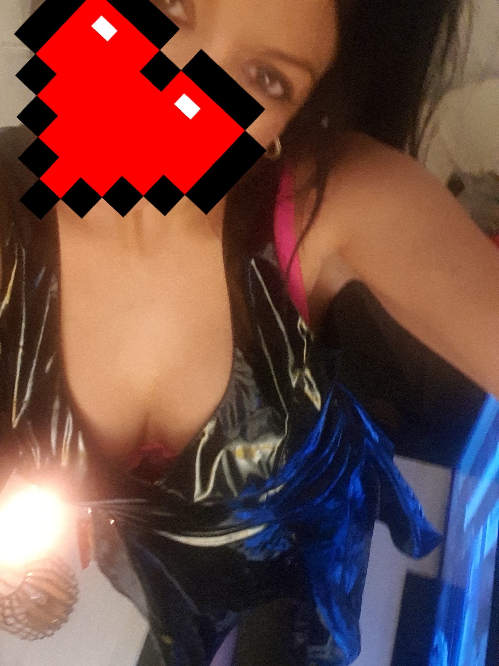 https://cdn.adultwork.com/gallery/G12/9008215.jpg