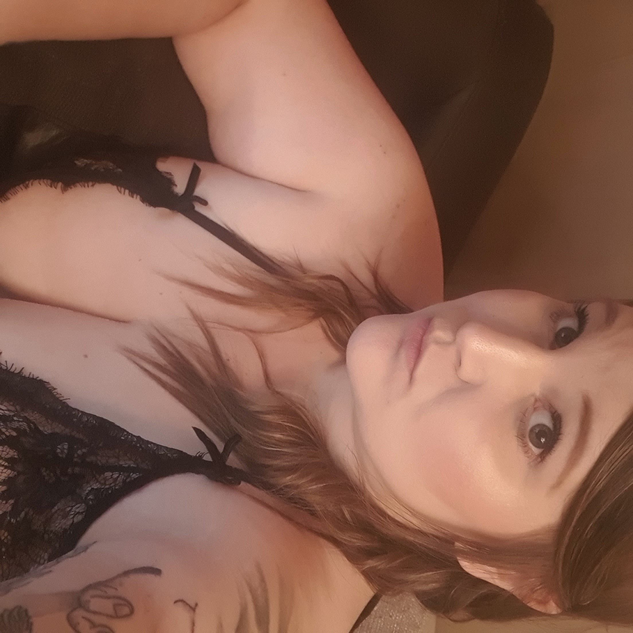 https://cdn.adultwork.com/gallery/G12/9011275.jpg