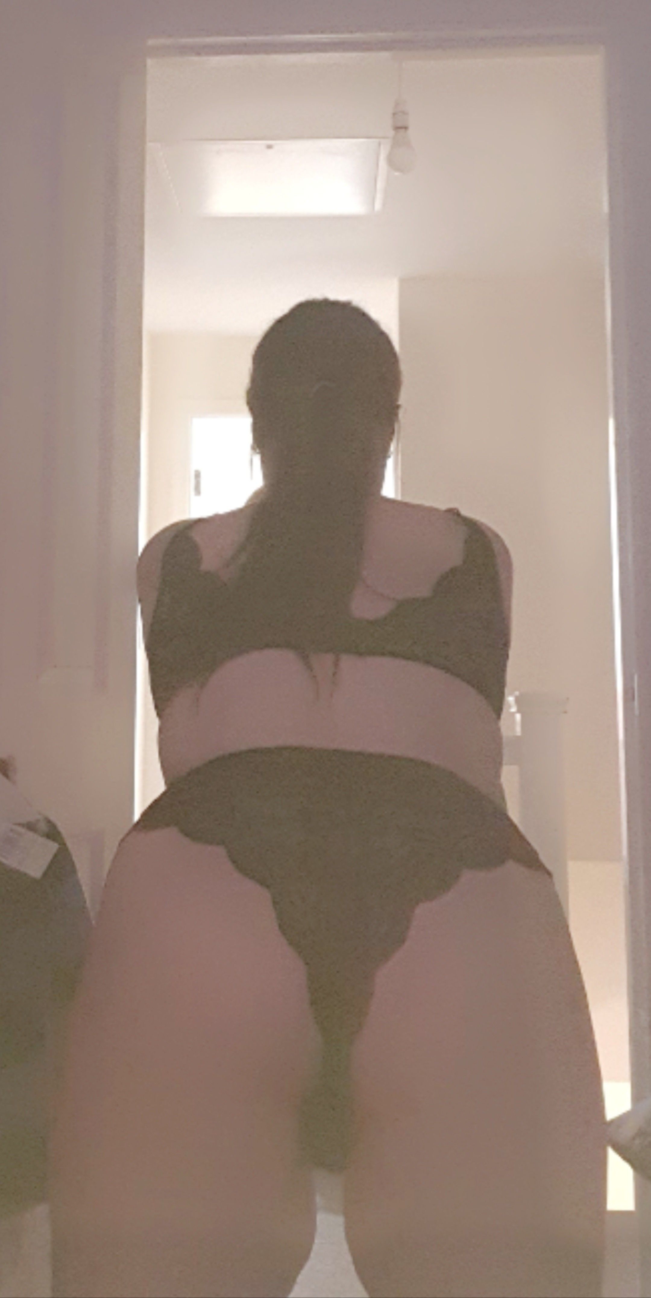 https://cdn.adultwork.com/gallery/G12/9012224.jpg