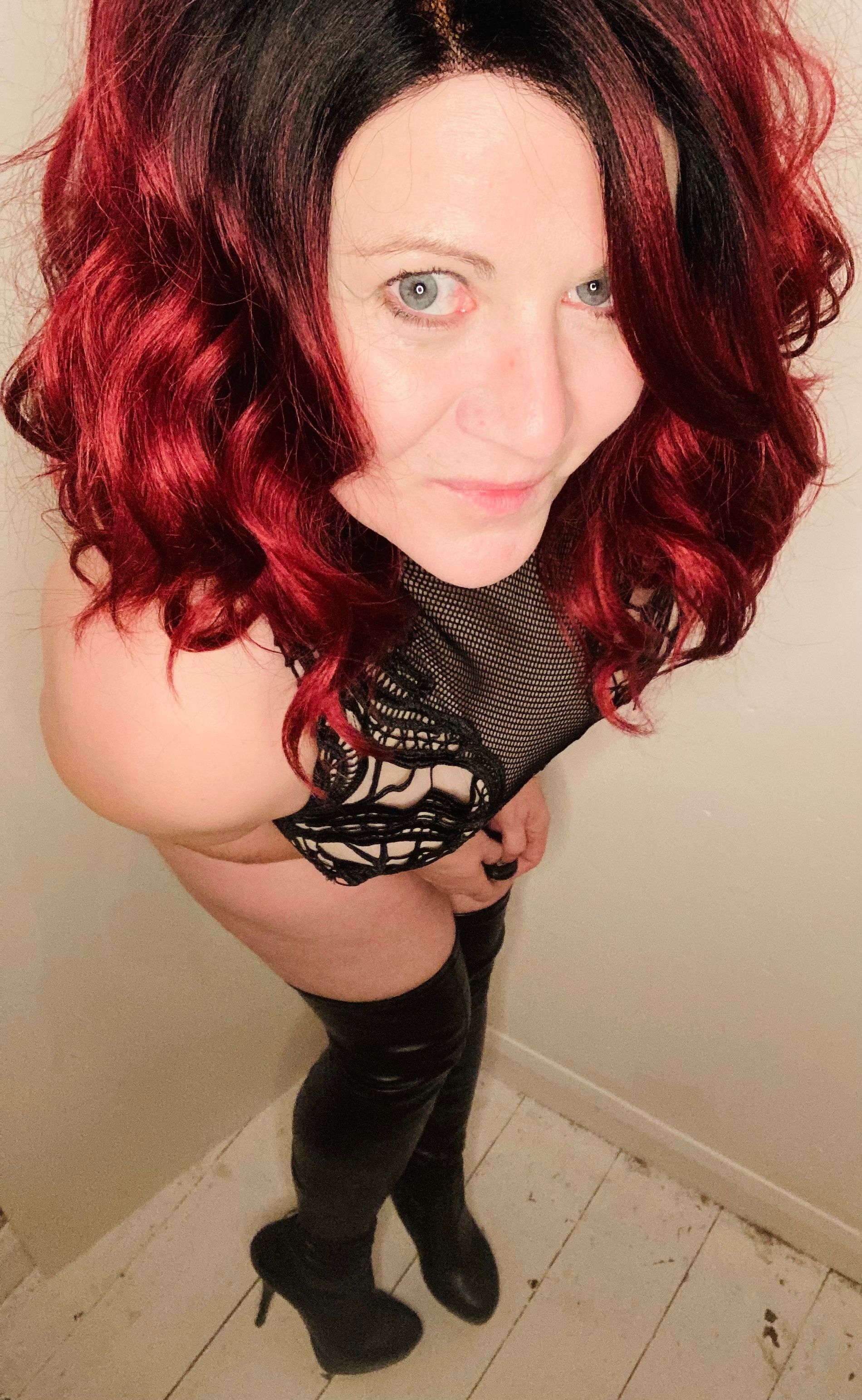 https://cdn.adultwork.com/gallery/G12/9012493.jpg