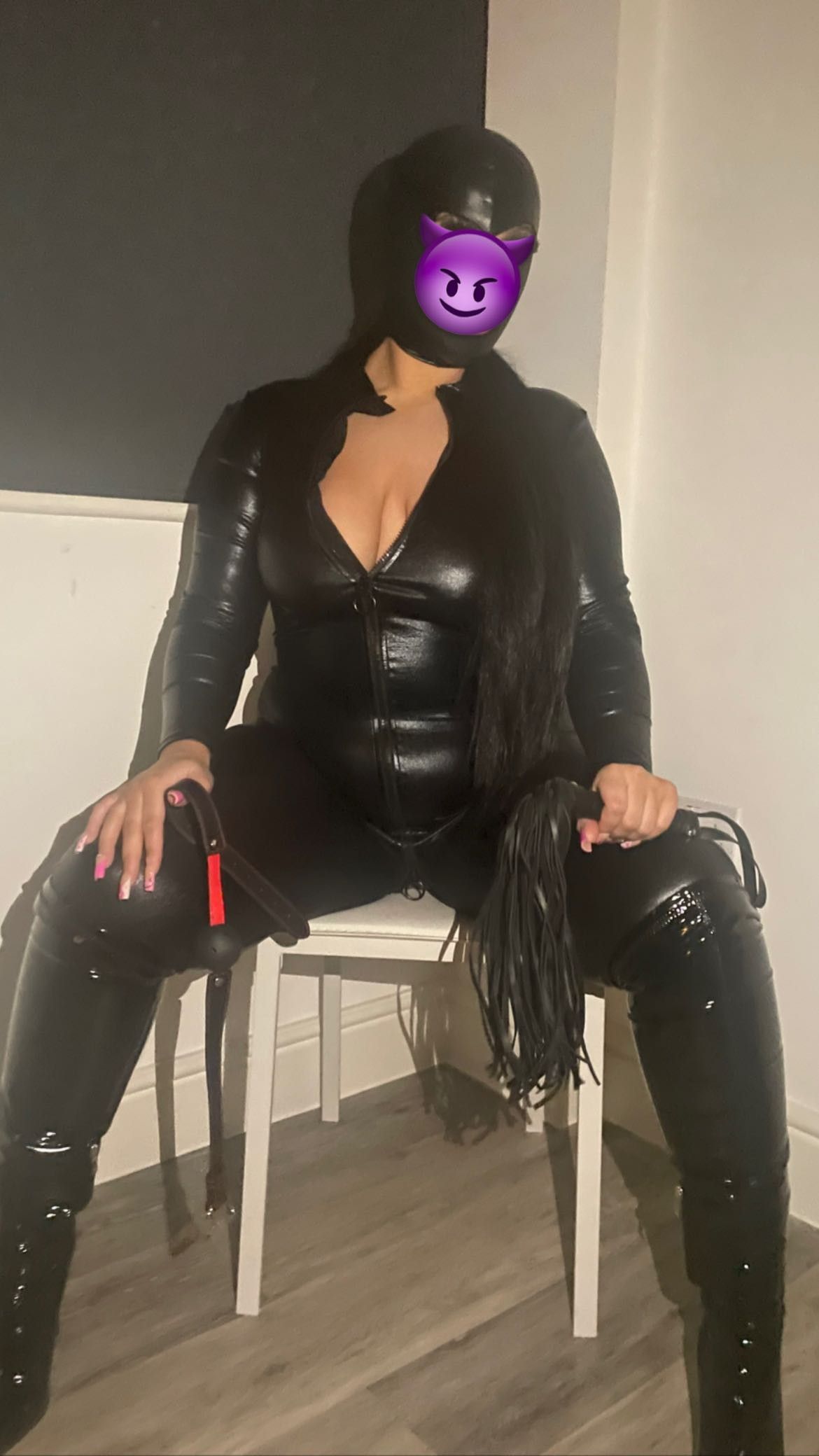 https://cdn.adultwork.com/gallery/G12/9013457.jpg