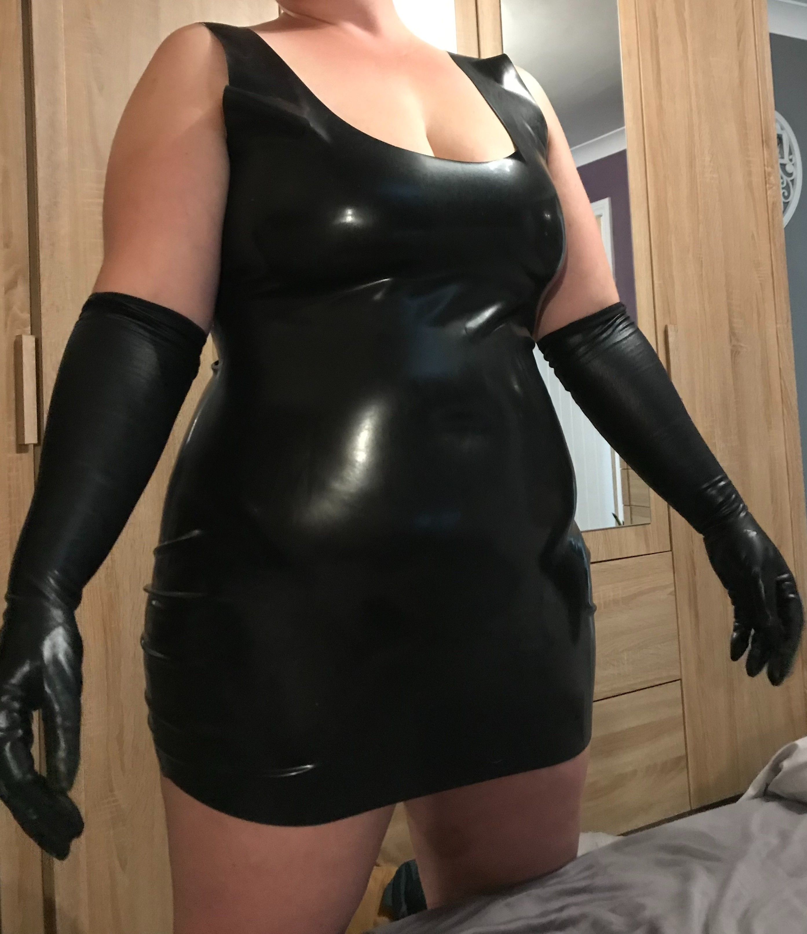 https://cdn.adultwork.com/gallery/G12/9013937.jpg