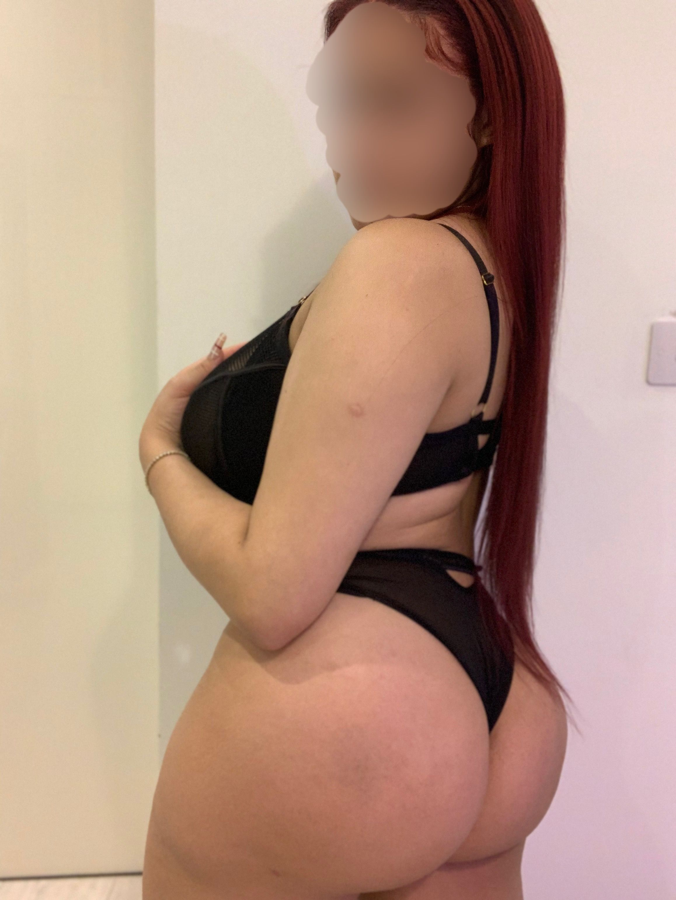 https://cdn.adultwork.com/gallery/G12/9017385.jpg