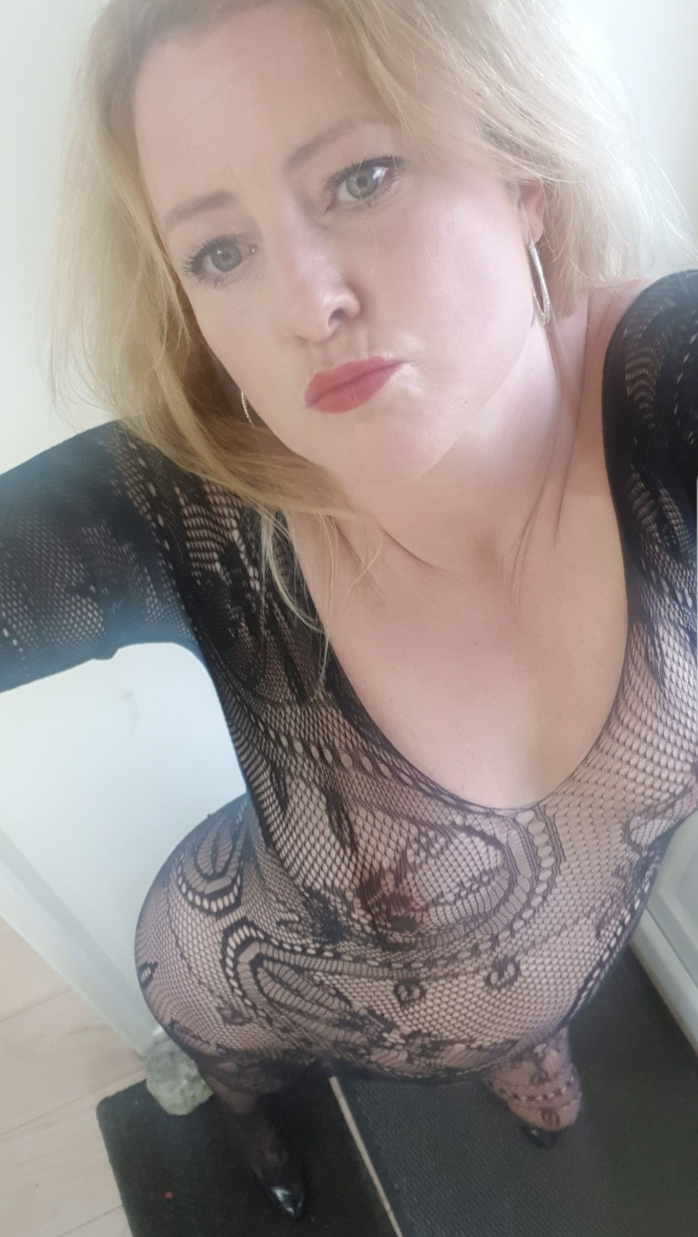 https://cdn.adultwork.com/gallery/G12/9018243.jpg