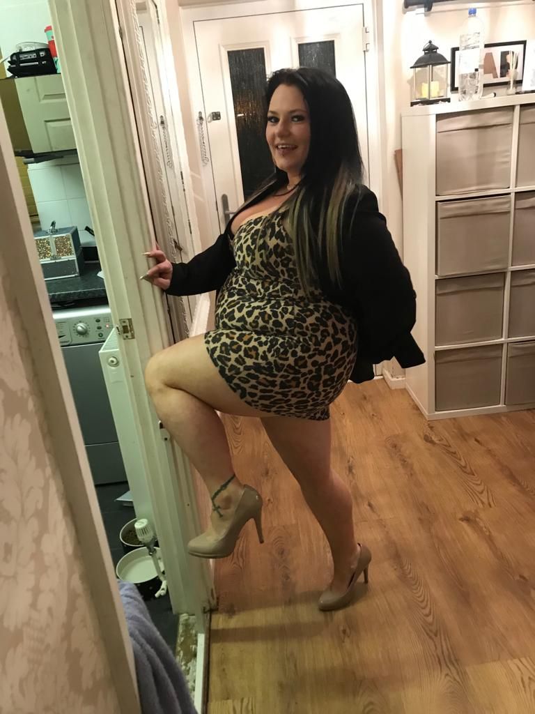 https://cdn.adultwork.com/gallery/G12/9020176.jpg