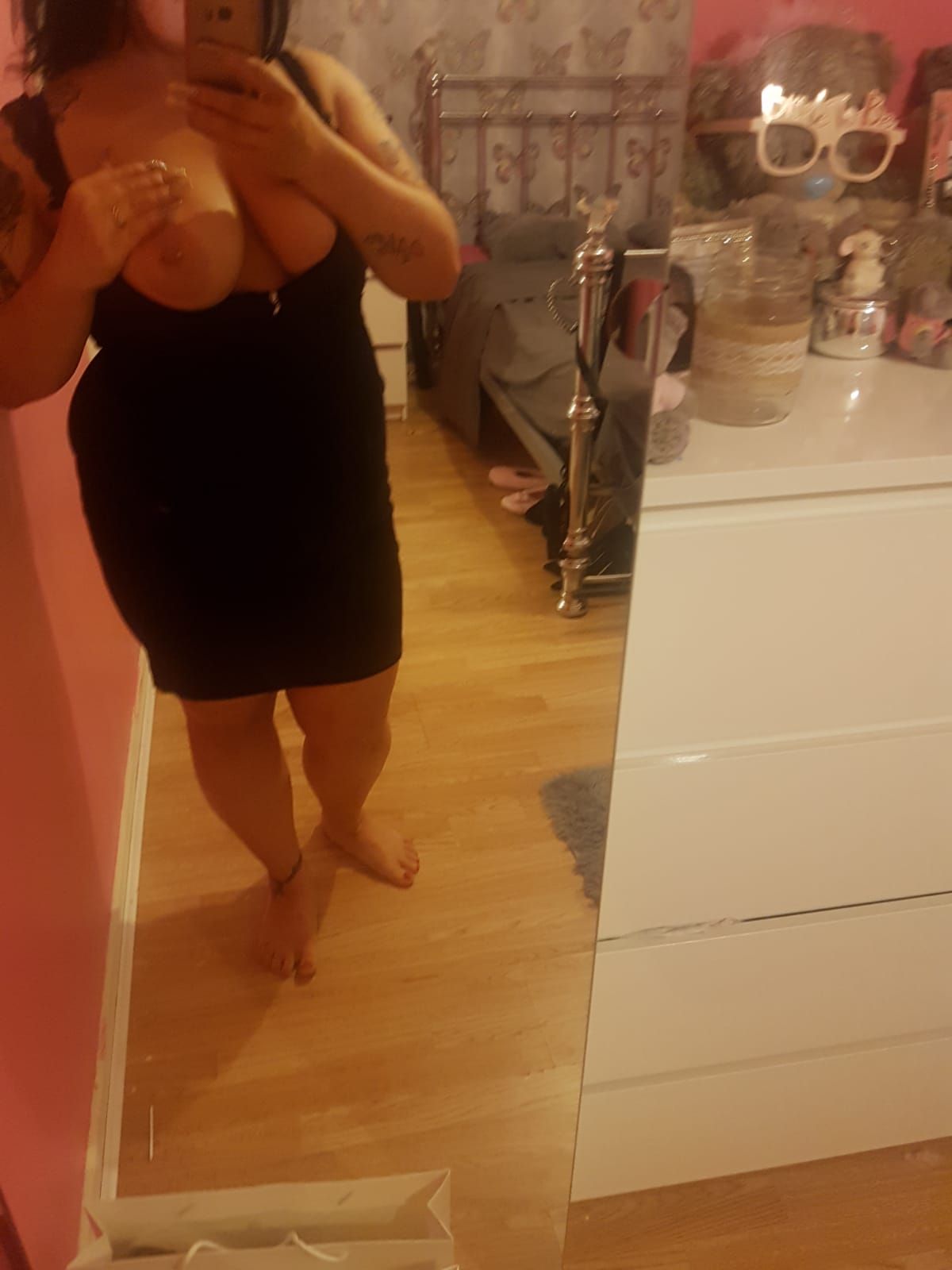 https://cdn.adultwork.com/gallery/G12/9020181.jpg