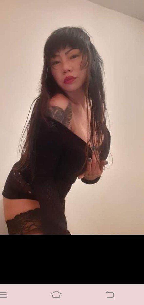 https://cdn.adultwork.com/gallery/G12/9020736.jpg