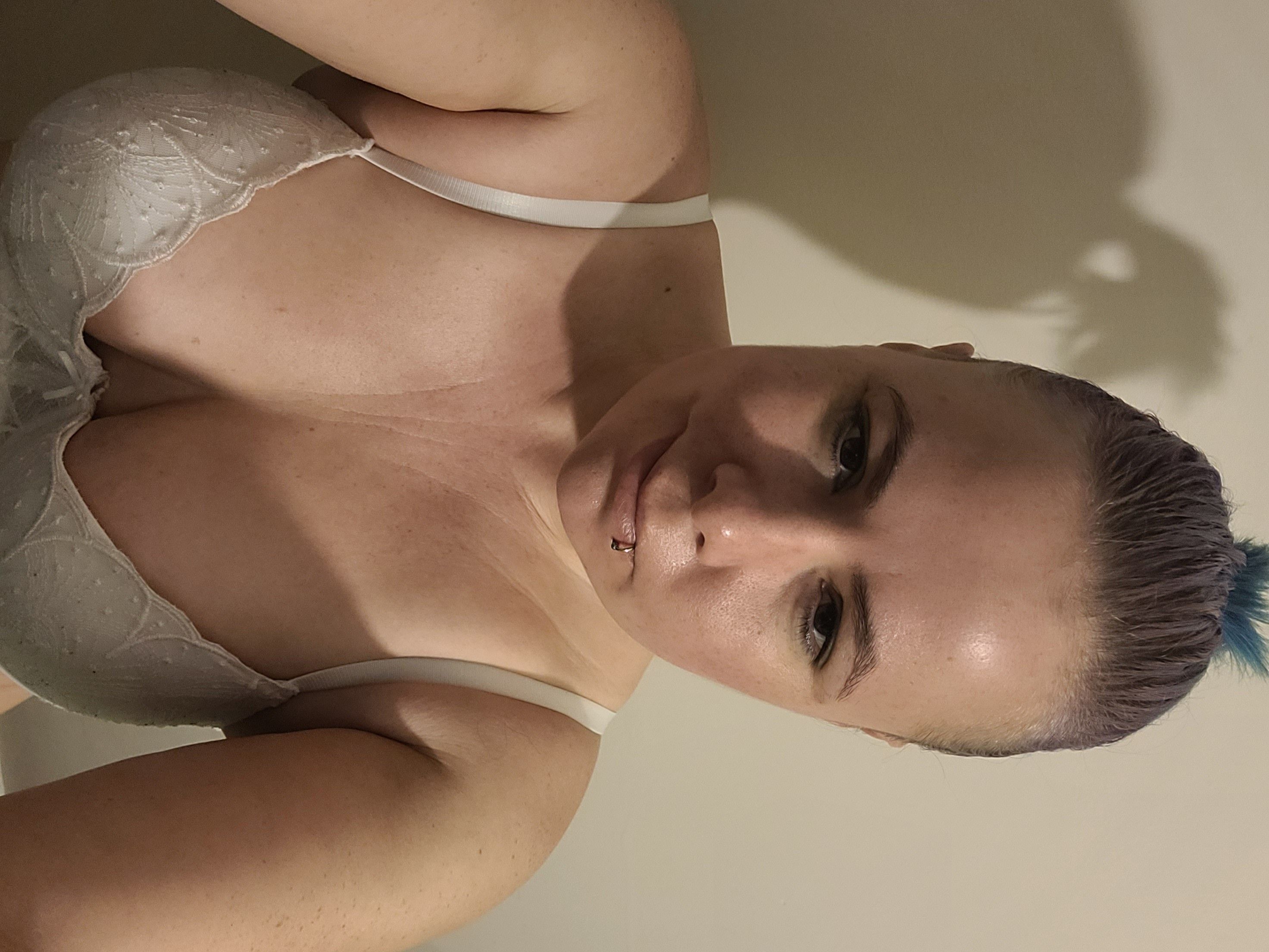 https://cdn.adultwork.com/gallery/G12/9025115.jpg