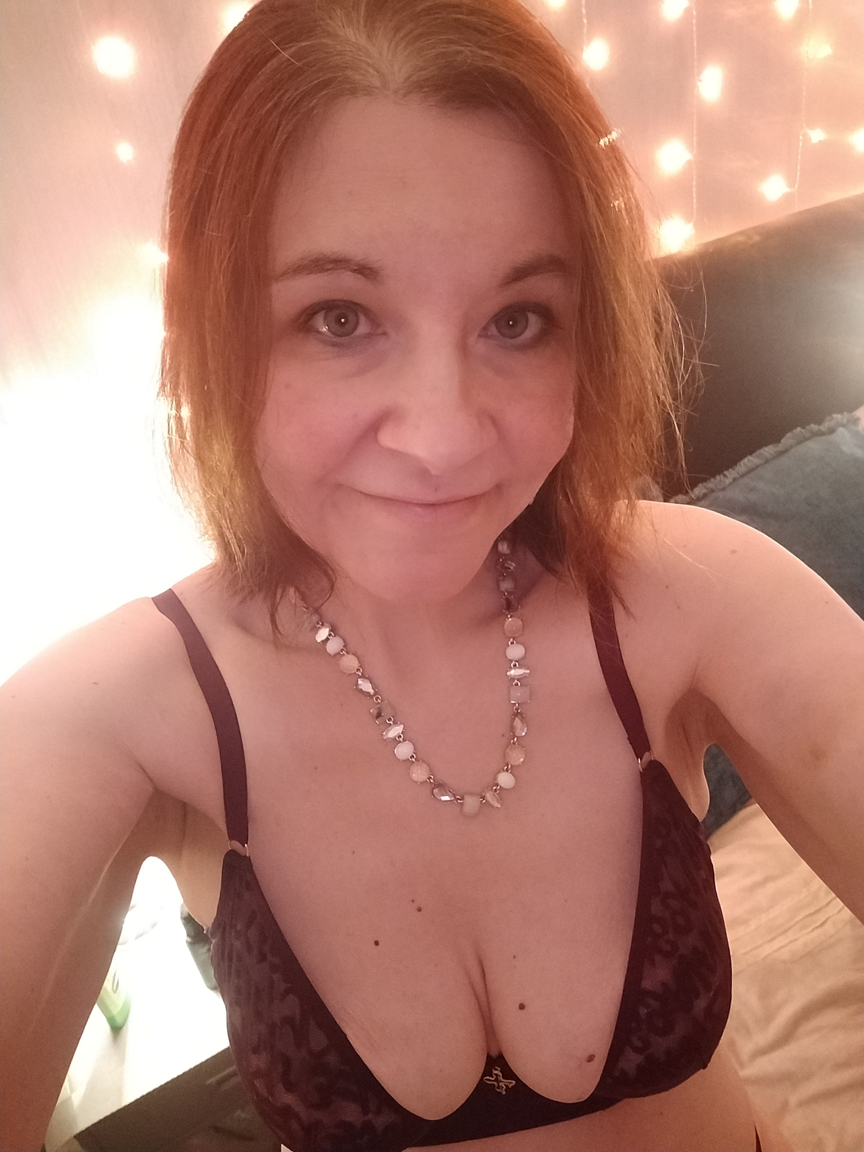 https://cdn.adultwork.com/gallery/G12/9027711.jpg