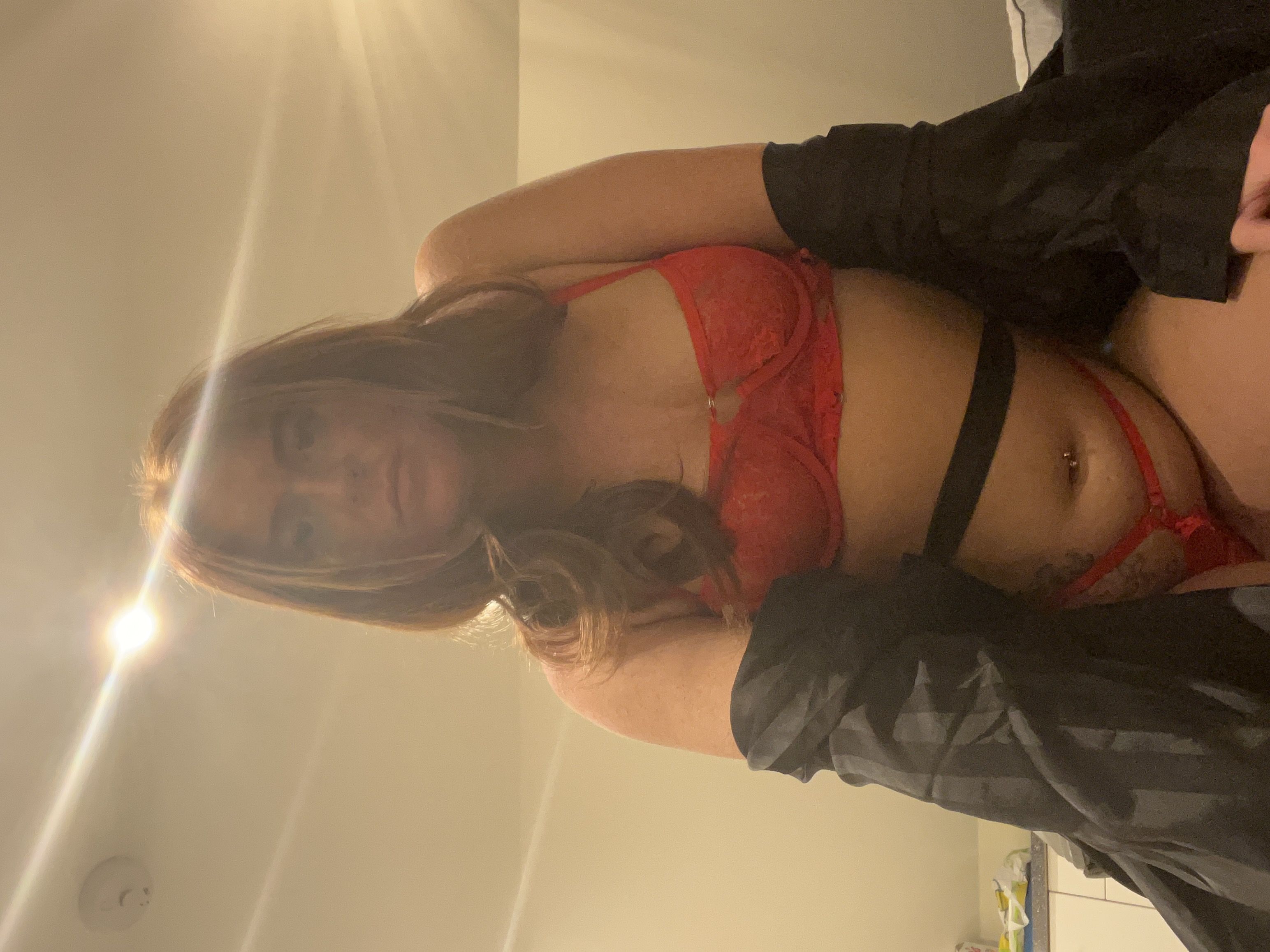 https://cdn.adultwork.com/gallery/G12/9028578.jpg