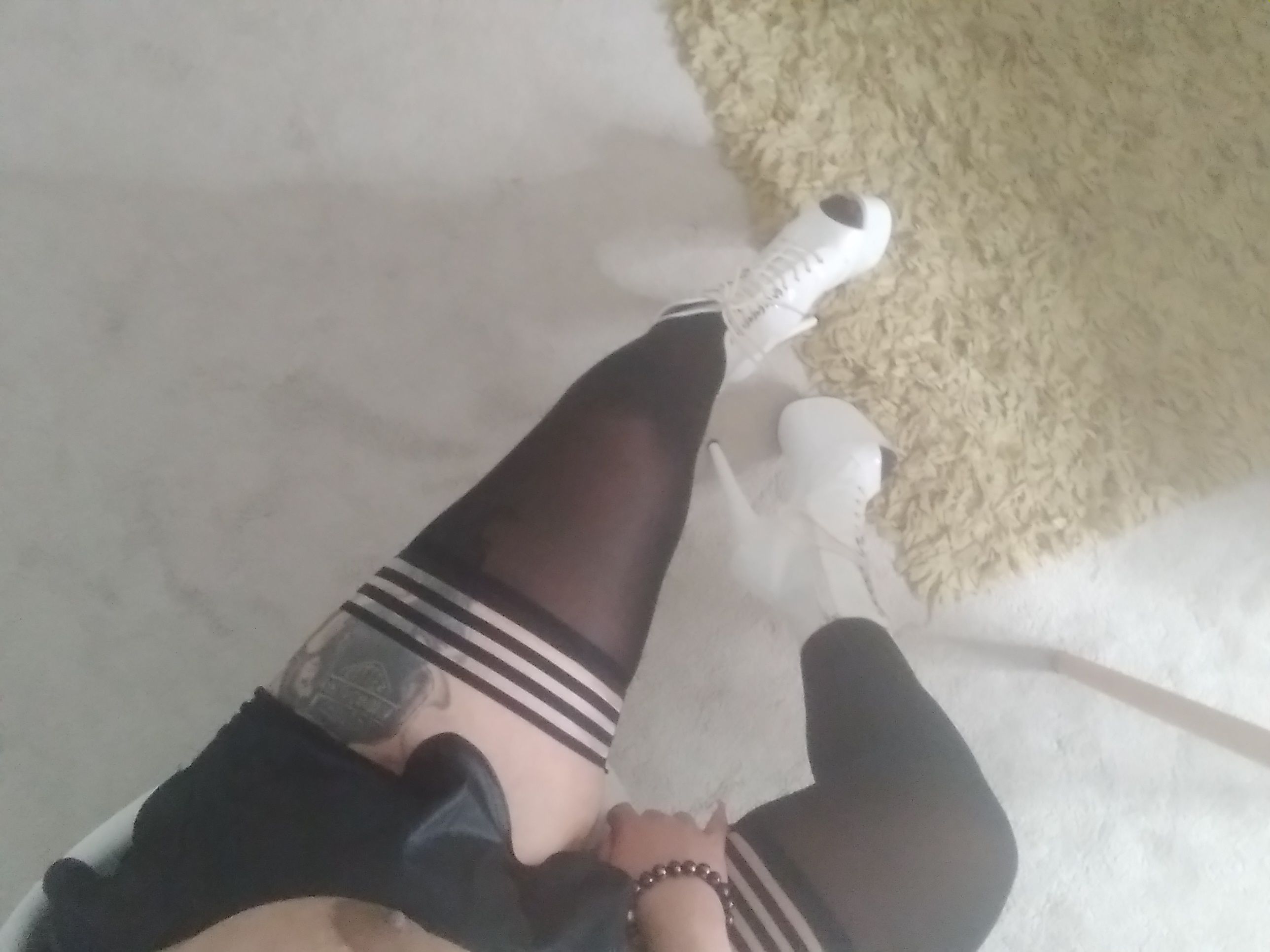 https://cdn.adultwork.com/gallery/G12/9039005.jpg