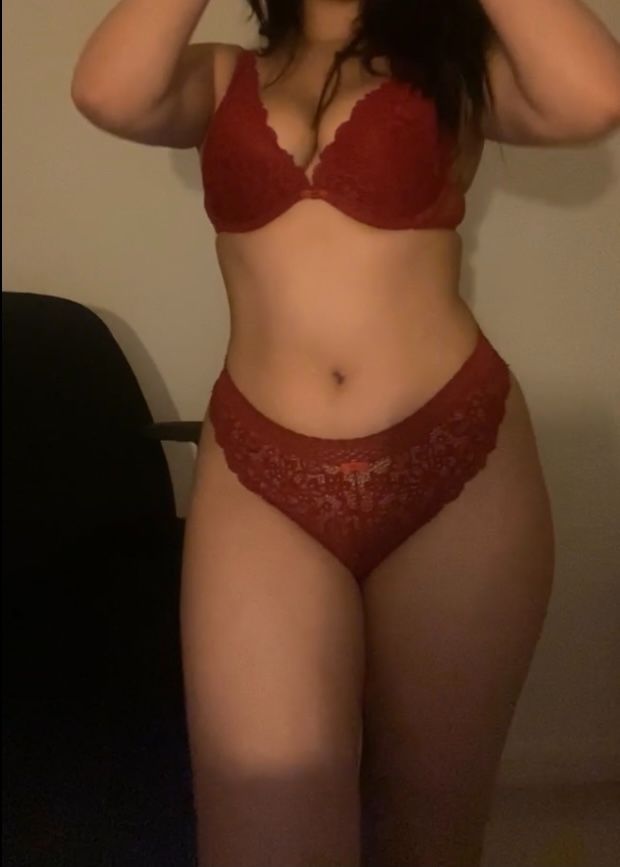 https://cdn.adultwork.com/gallery/G12/9040205.jpg