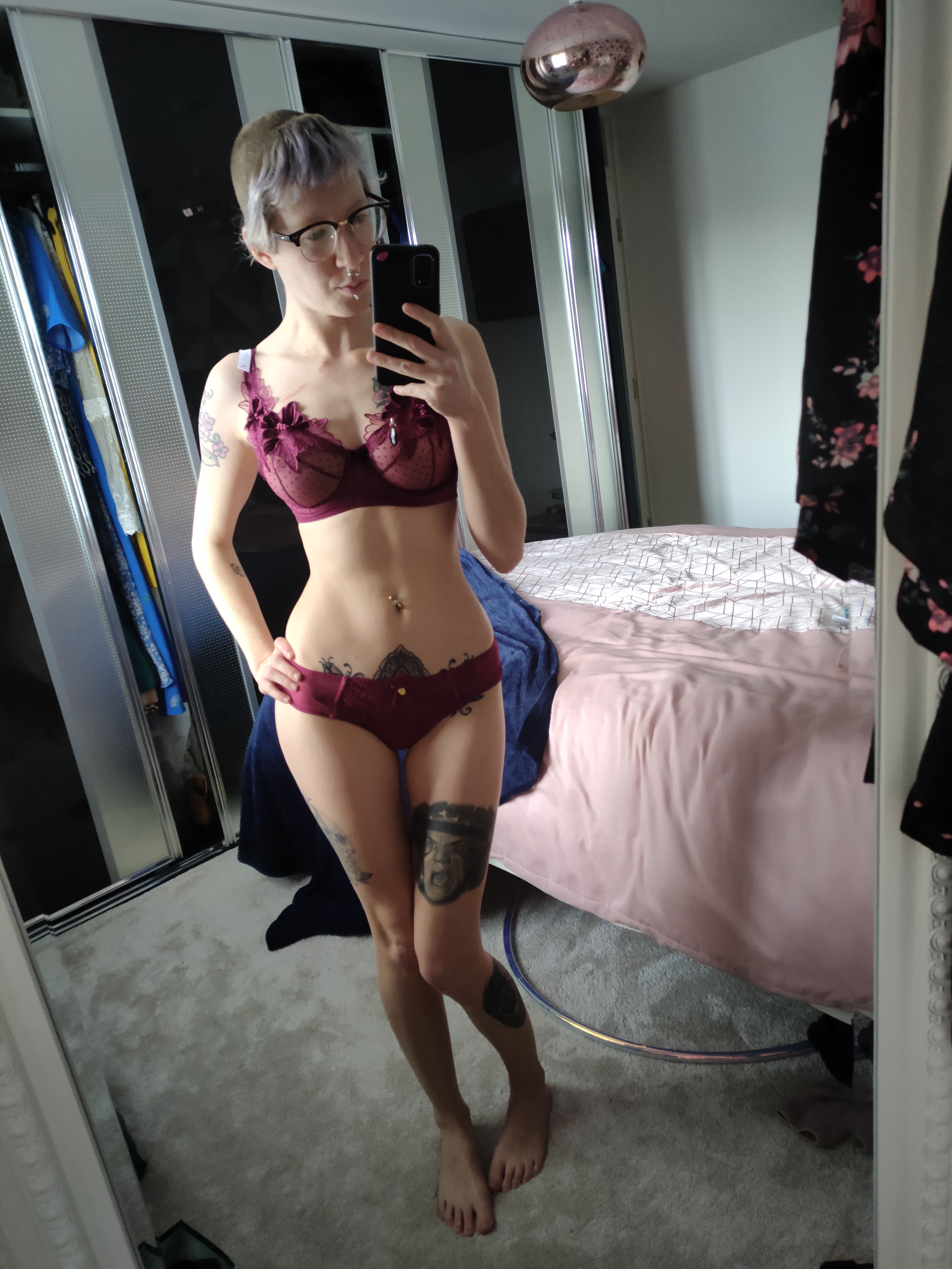 https://cdn.adultwork.com/gallery/G12/9055127.jpg