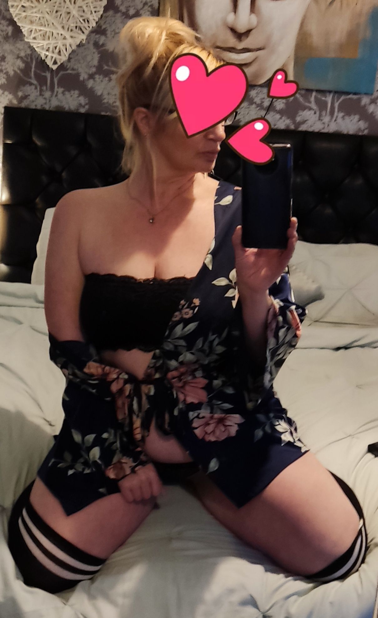 https://cdn.adultwork.com/gallery/G12/9056027.jpg