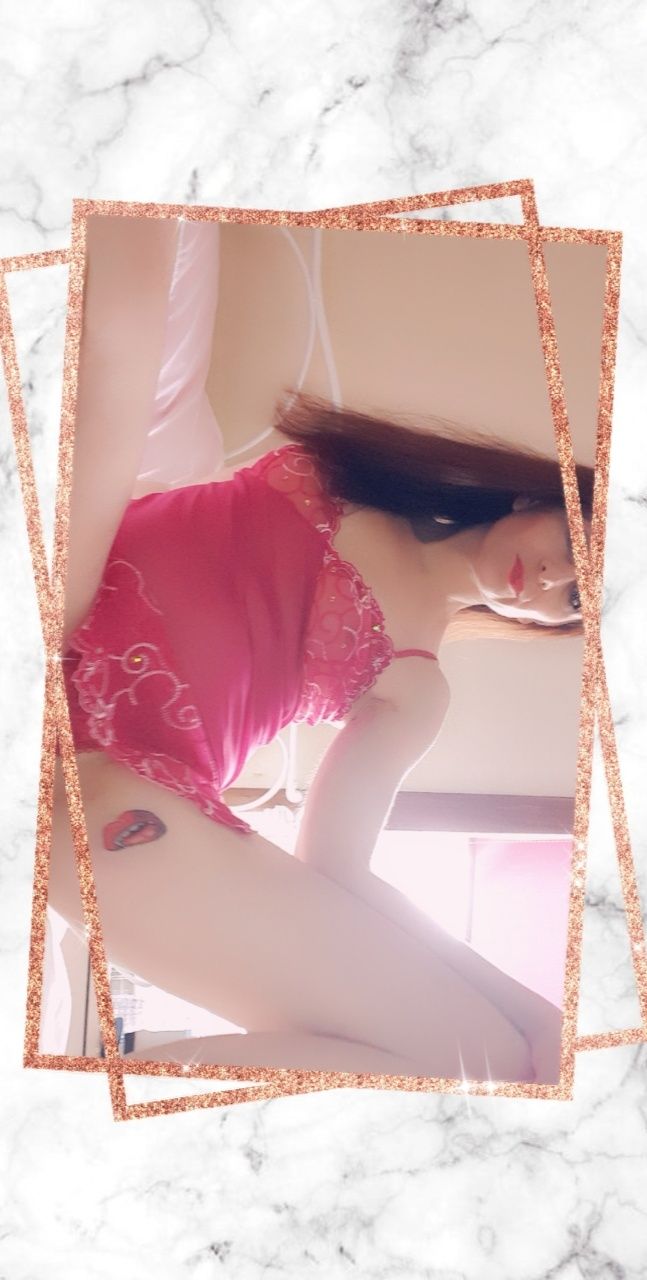 https://cdn.adultwork.com/gallery/G12/9056169.jpg