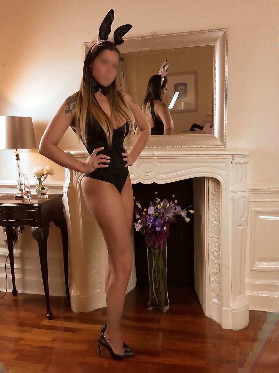 https://cdn.adultwork.com/gallery/G12/9056451.jpg