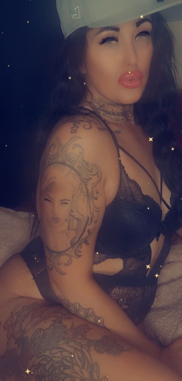 https://cdn.adultwork.com/gallery/G12/9059269.jpg