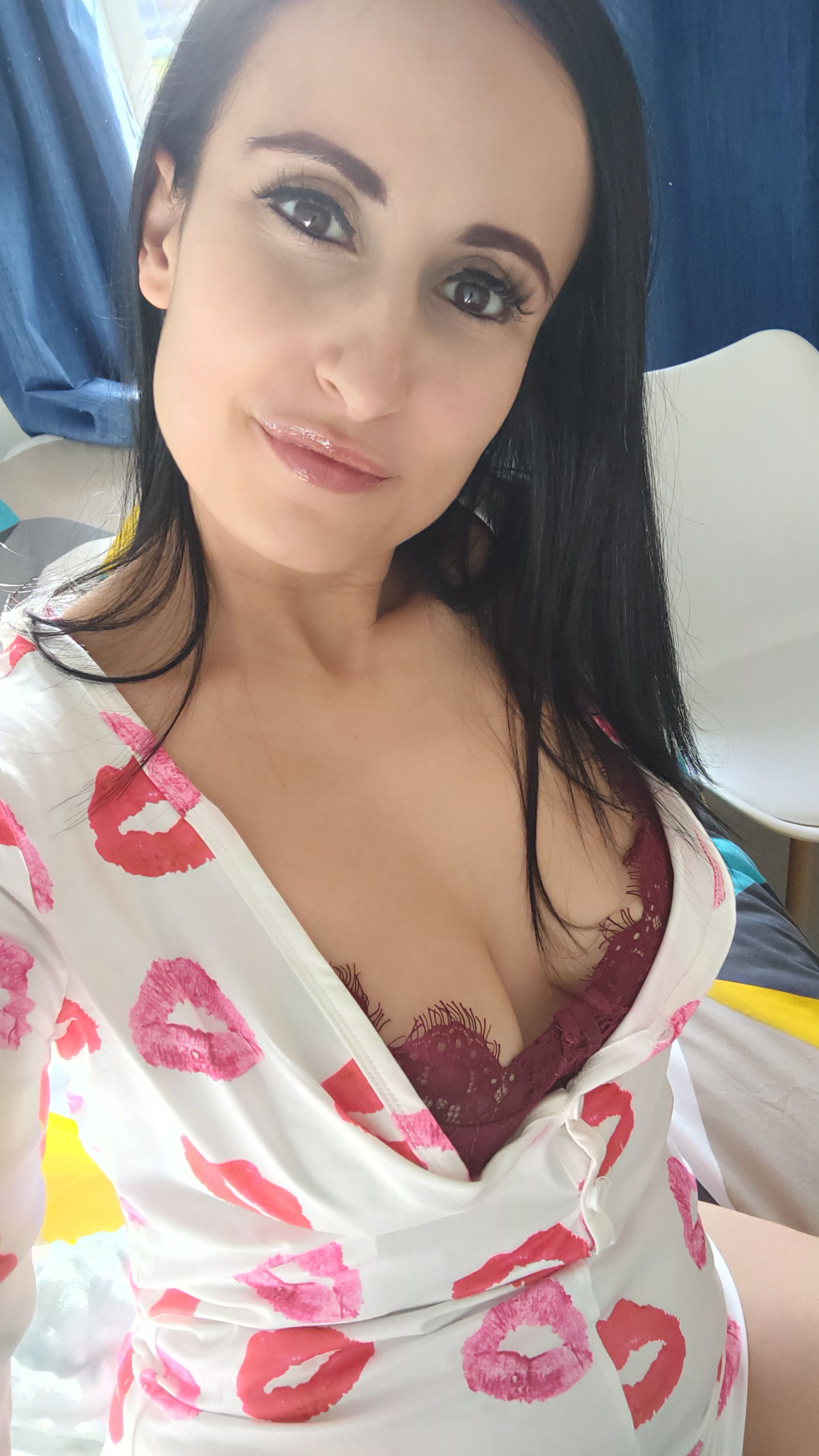 https://cdn.adultwork.com/gallery/G12/9059980.jpg