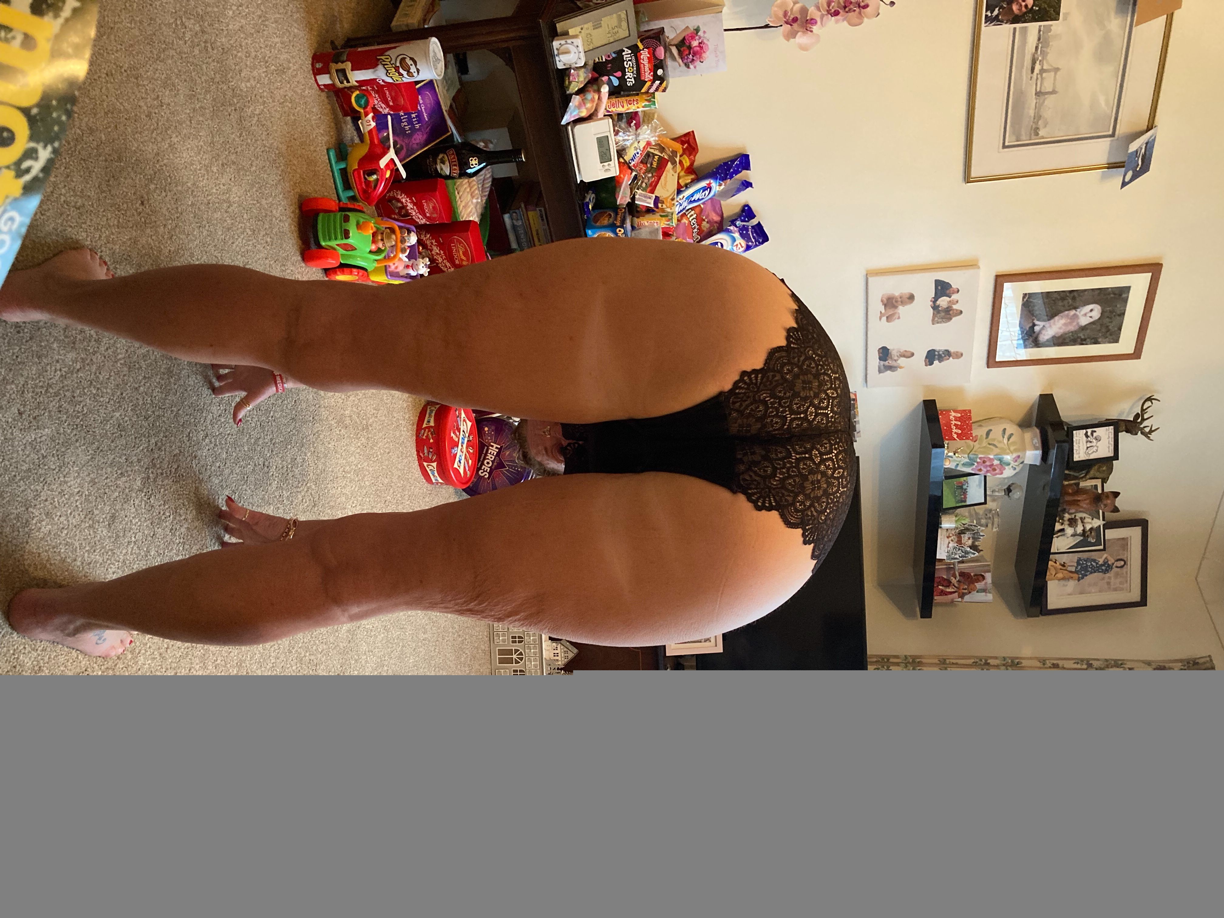 https://cdn.adultwork.com/gallery/G12/9061757.jpg