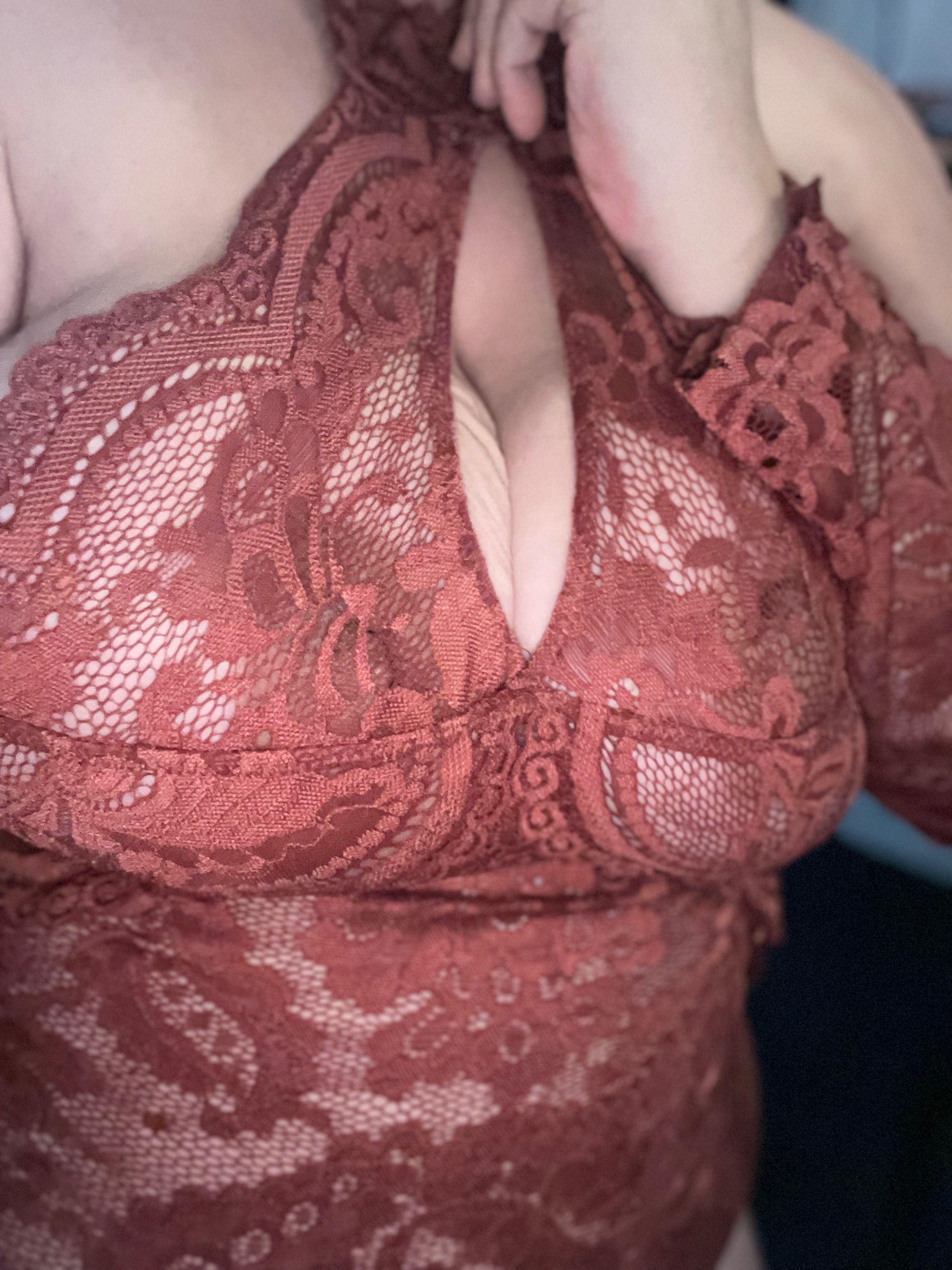 https://cdn.adultwork.com/gallery/G12/9062569.jpg