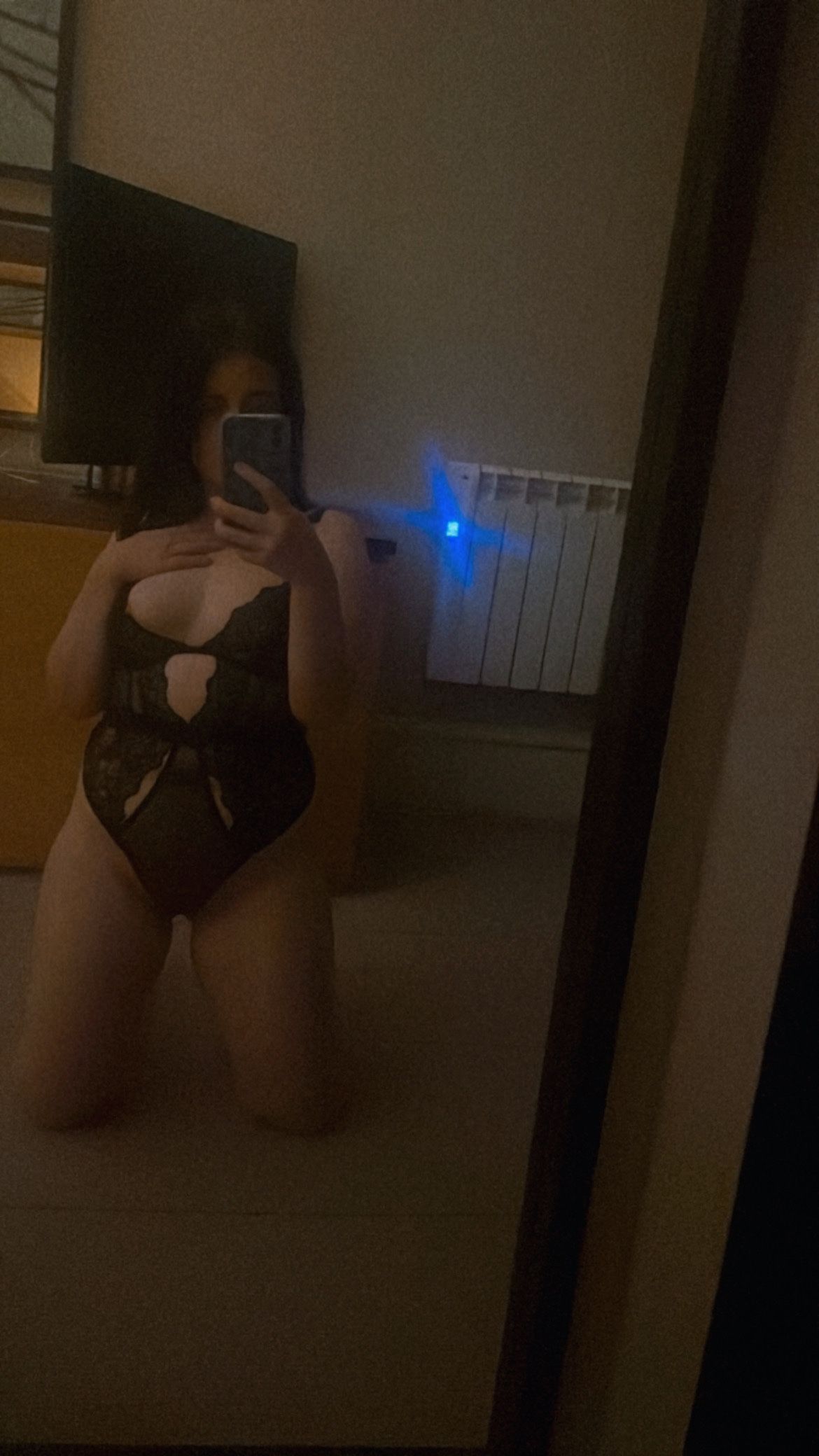 https://cdn.adultwork.com/gallery/G12/9065805.jpg