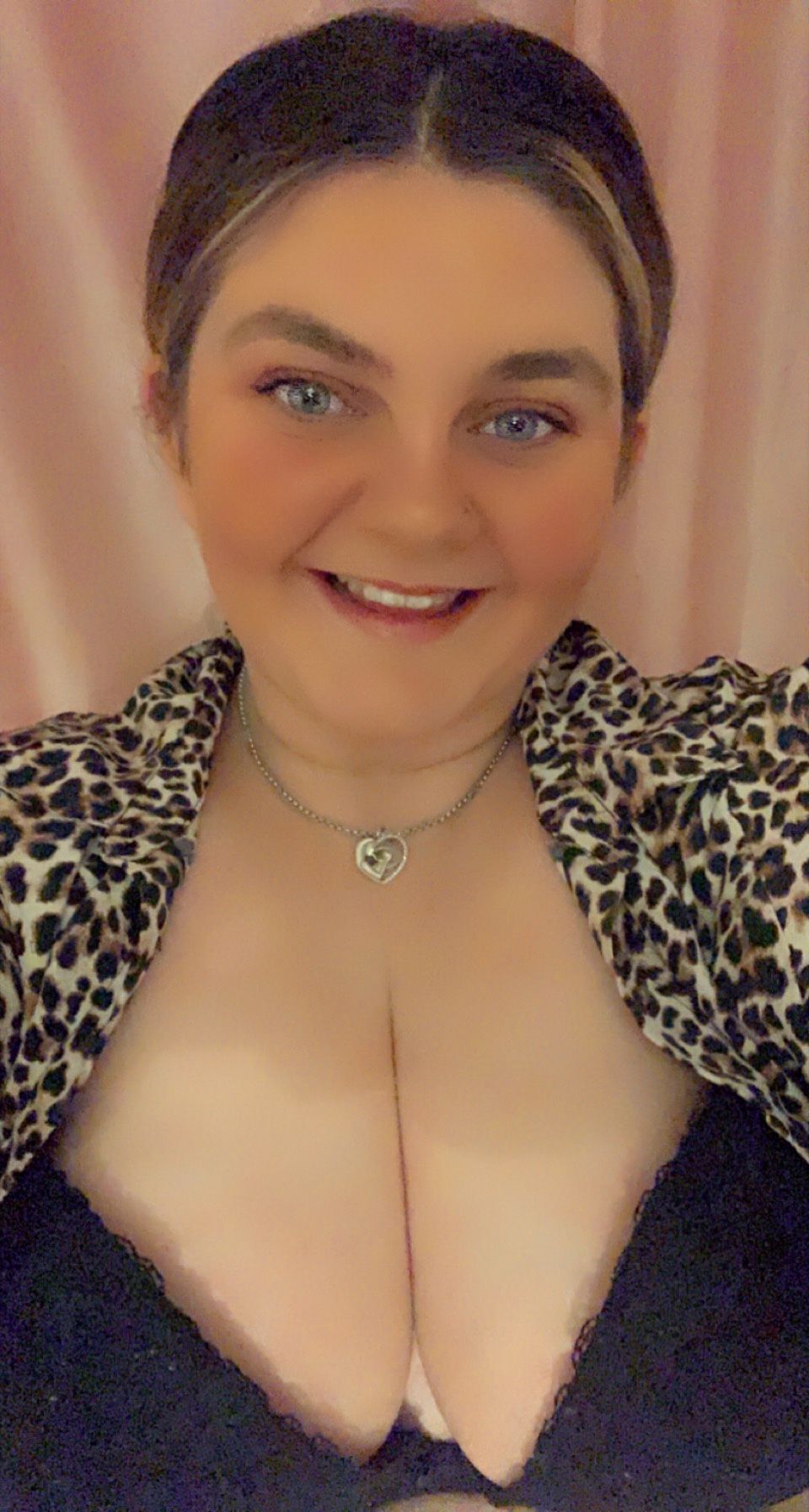 https://cdn.adultwork.com/gallery/G12/9065807.jpg