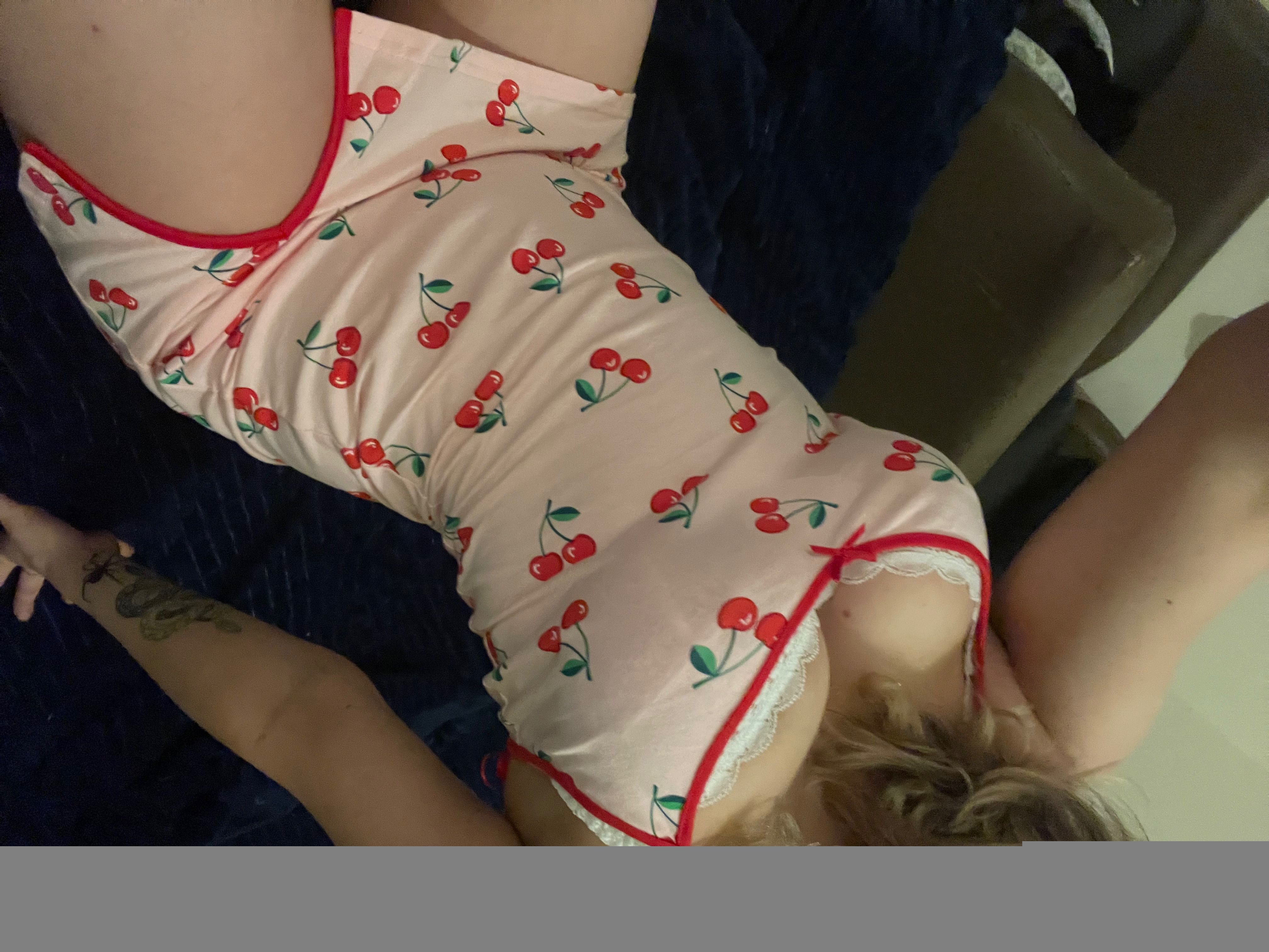 https://cdn.adultwork.com/gallery/G12/9067216.jpg