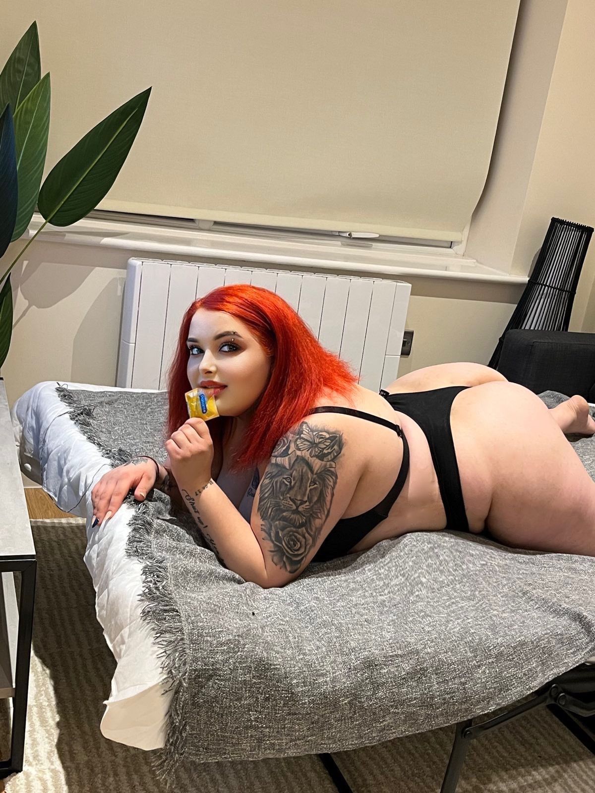 https://cdn.adultwork.com/gallery/G12/9069590.jpg