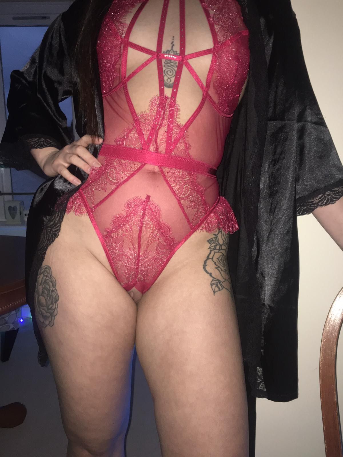 https://cdn.adultwork.com/gallery/G12/9069831.jpg