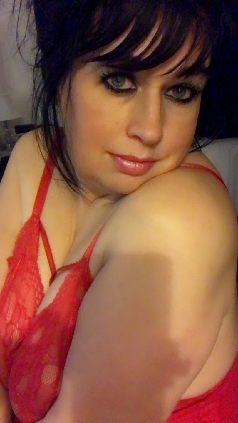 https://cdn.adultwork.com/gallery/G12/9071857.jpg