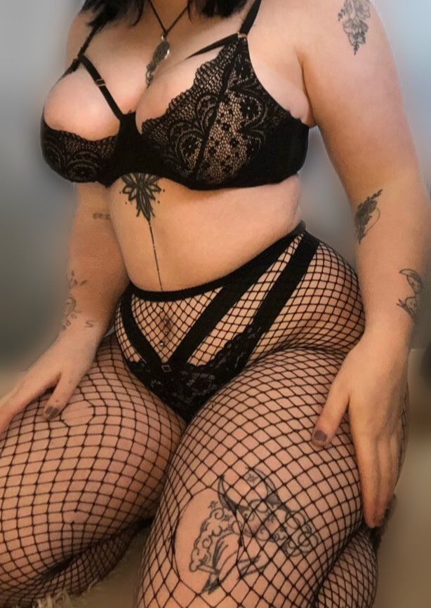 https://cdn.adultwork.com/gallery/G12/9074476.jpg