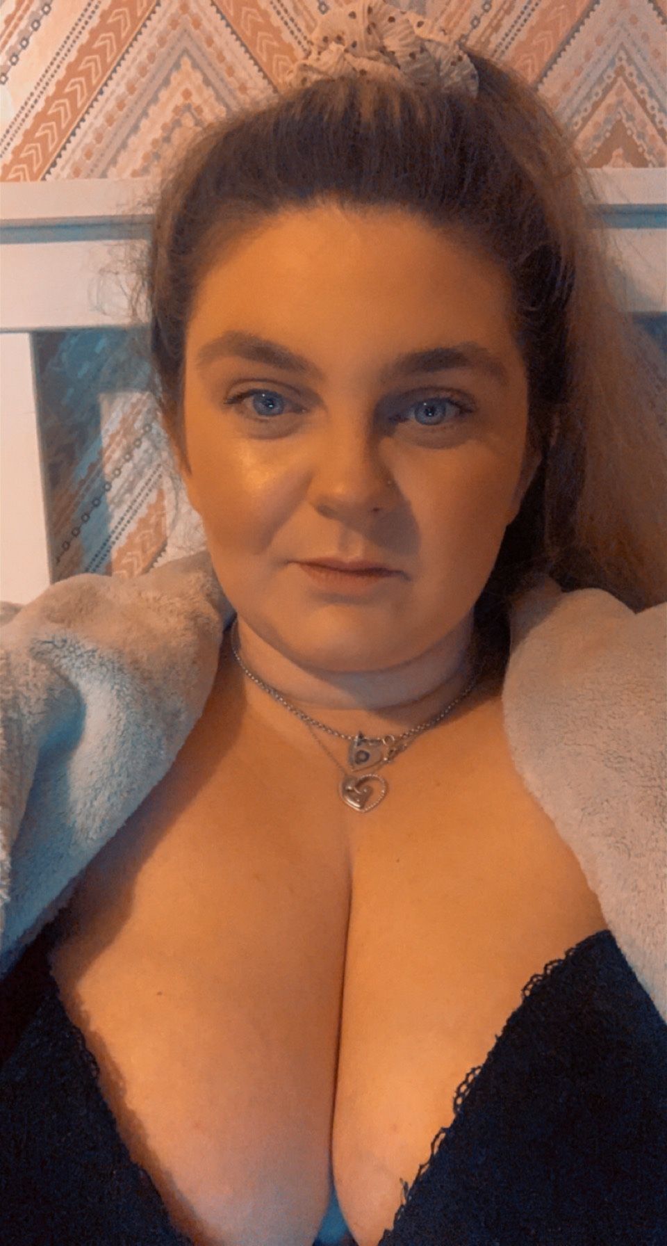 https://cdn.adultwork.com/gallery/G12/9074824.jpg